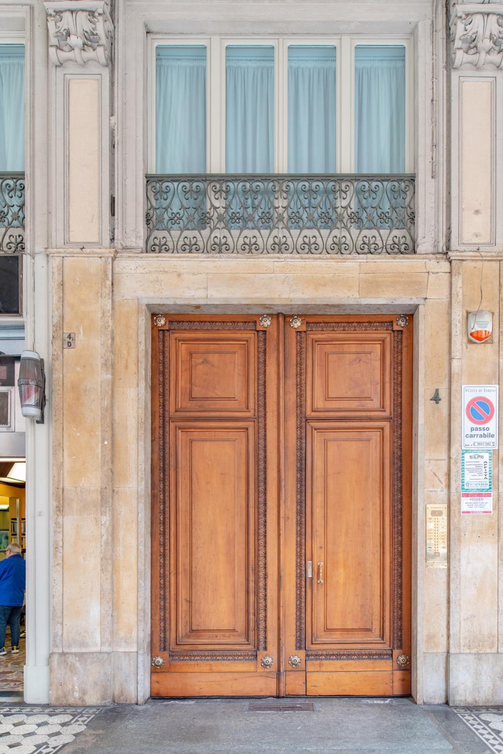 Hotel Royal Apartment - Image 1