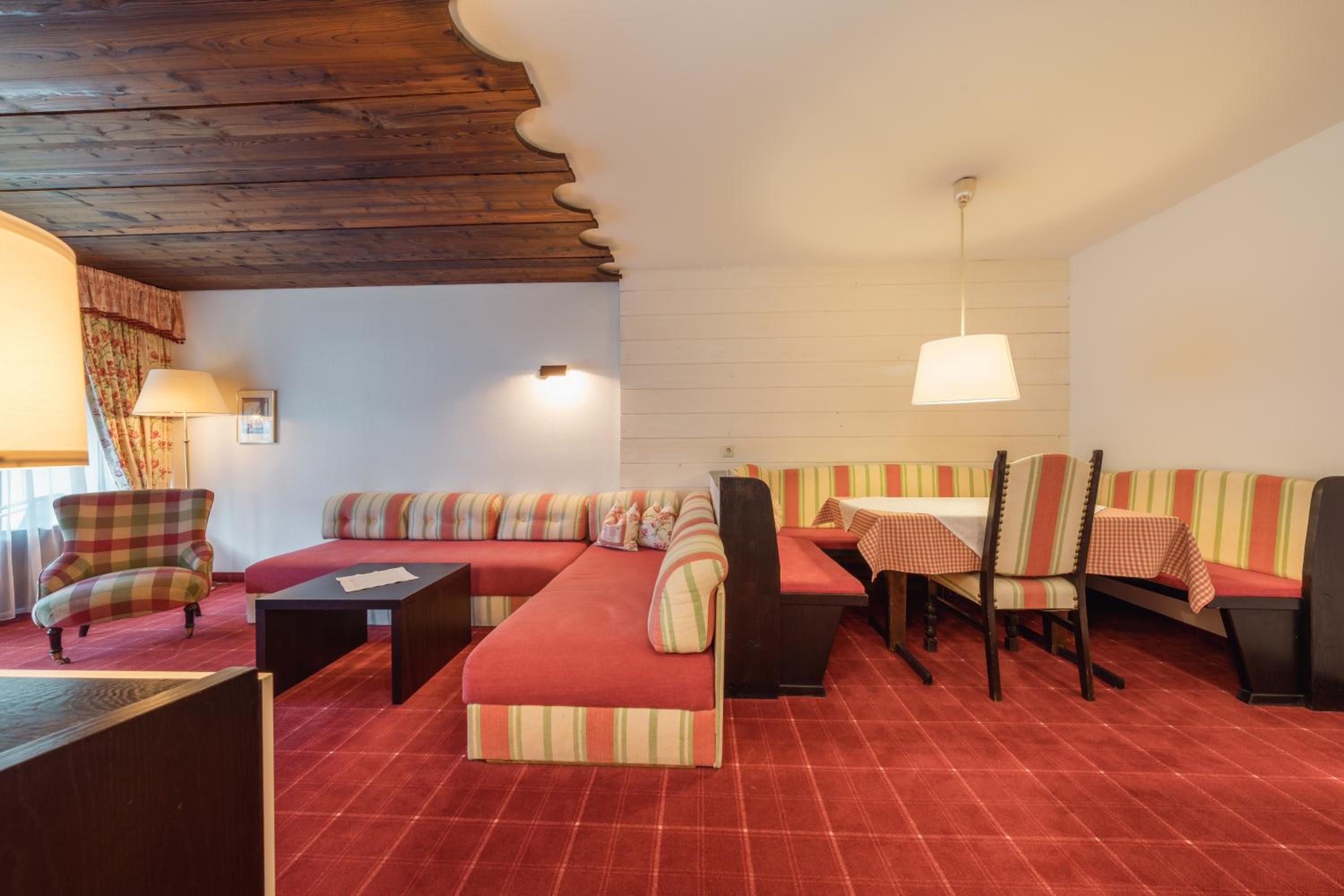 Apartment Hotel Pfeifer