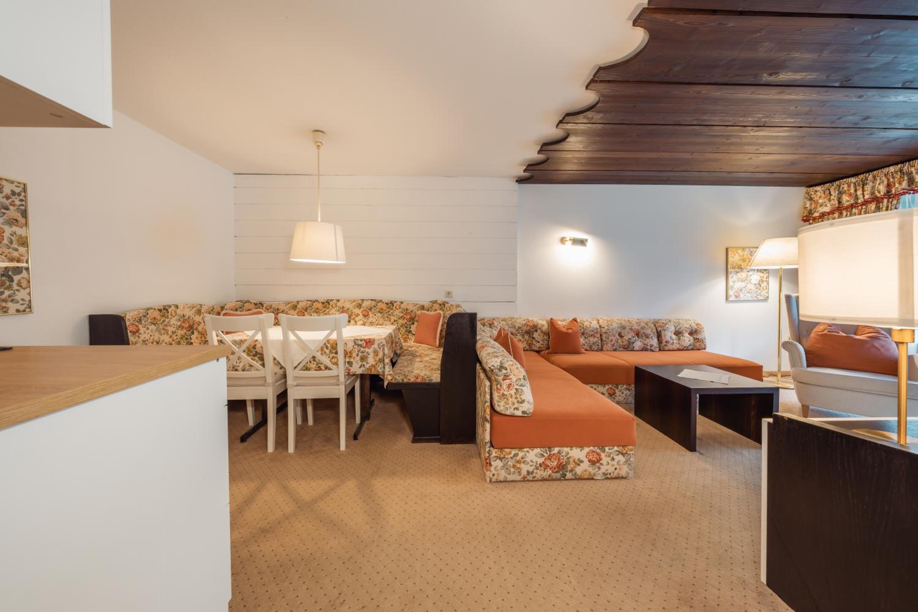 Apartment Hotel Pfeifer