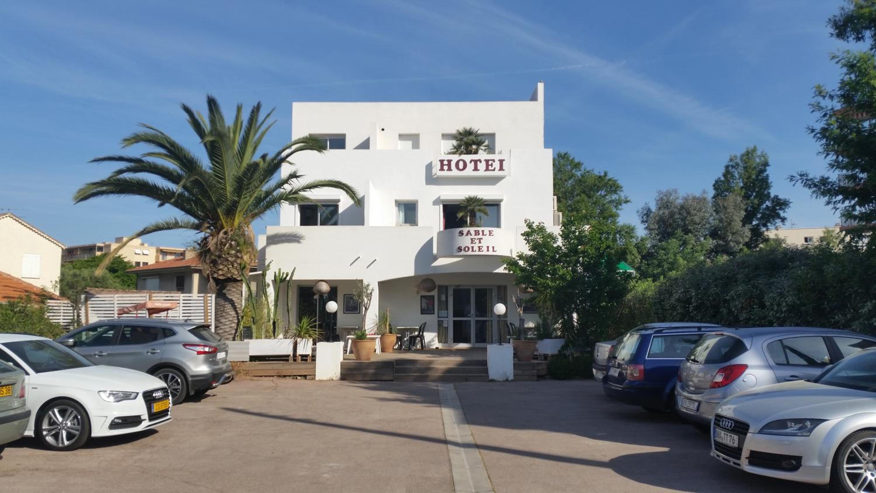 Hotel Hôtel Sable et Soleil