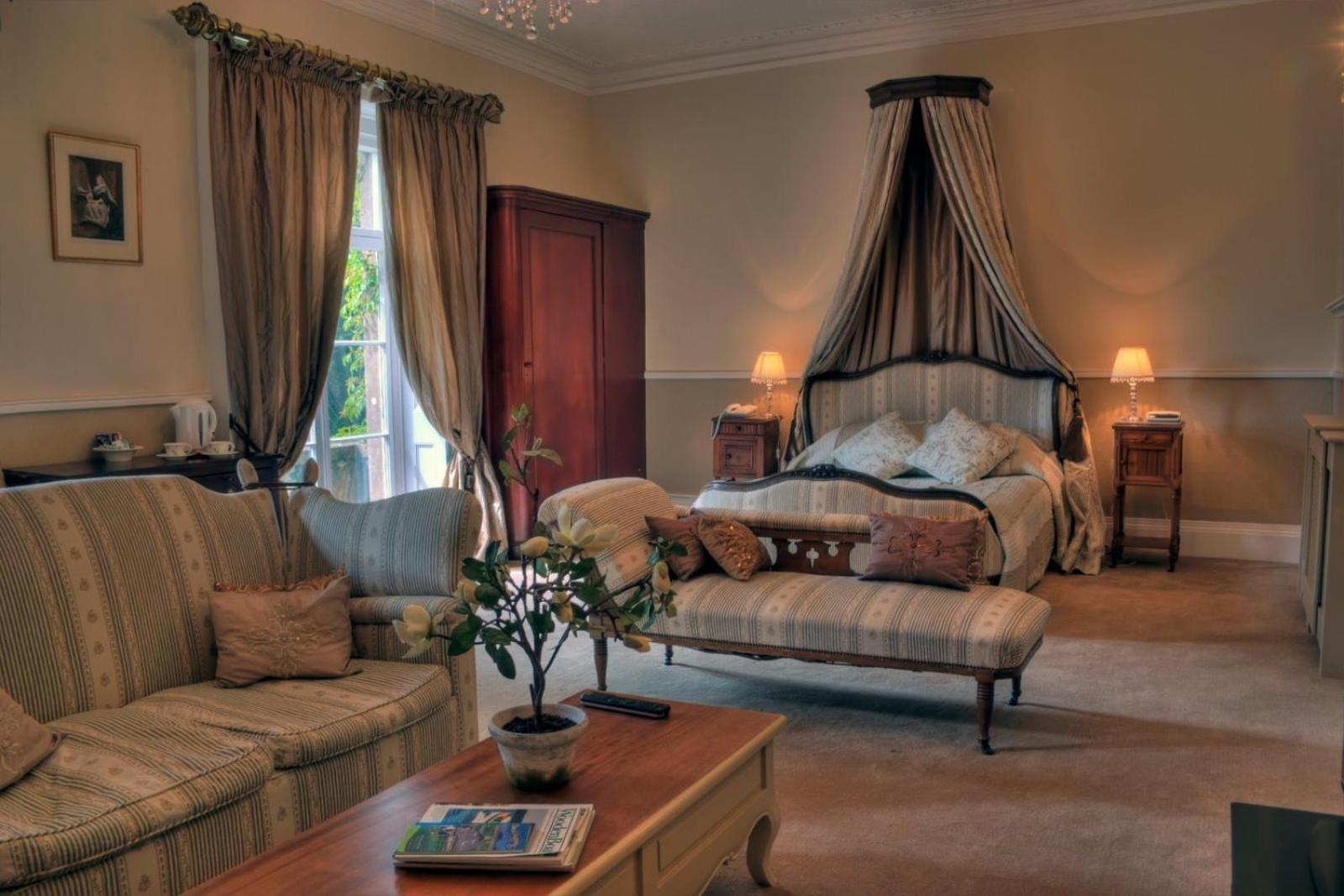 Albert Cottage Hotel