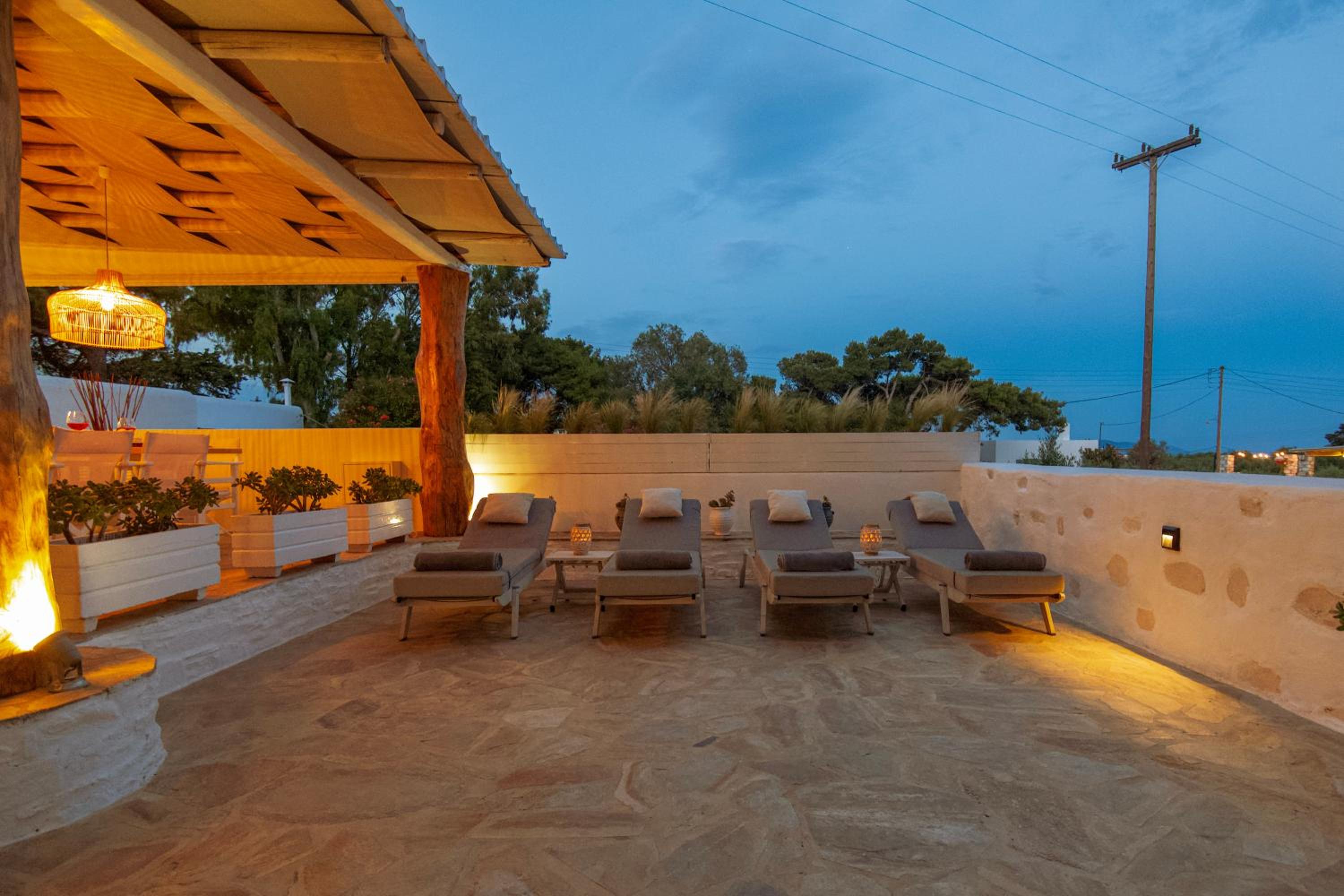 Arethousa House