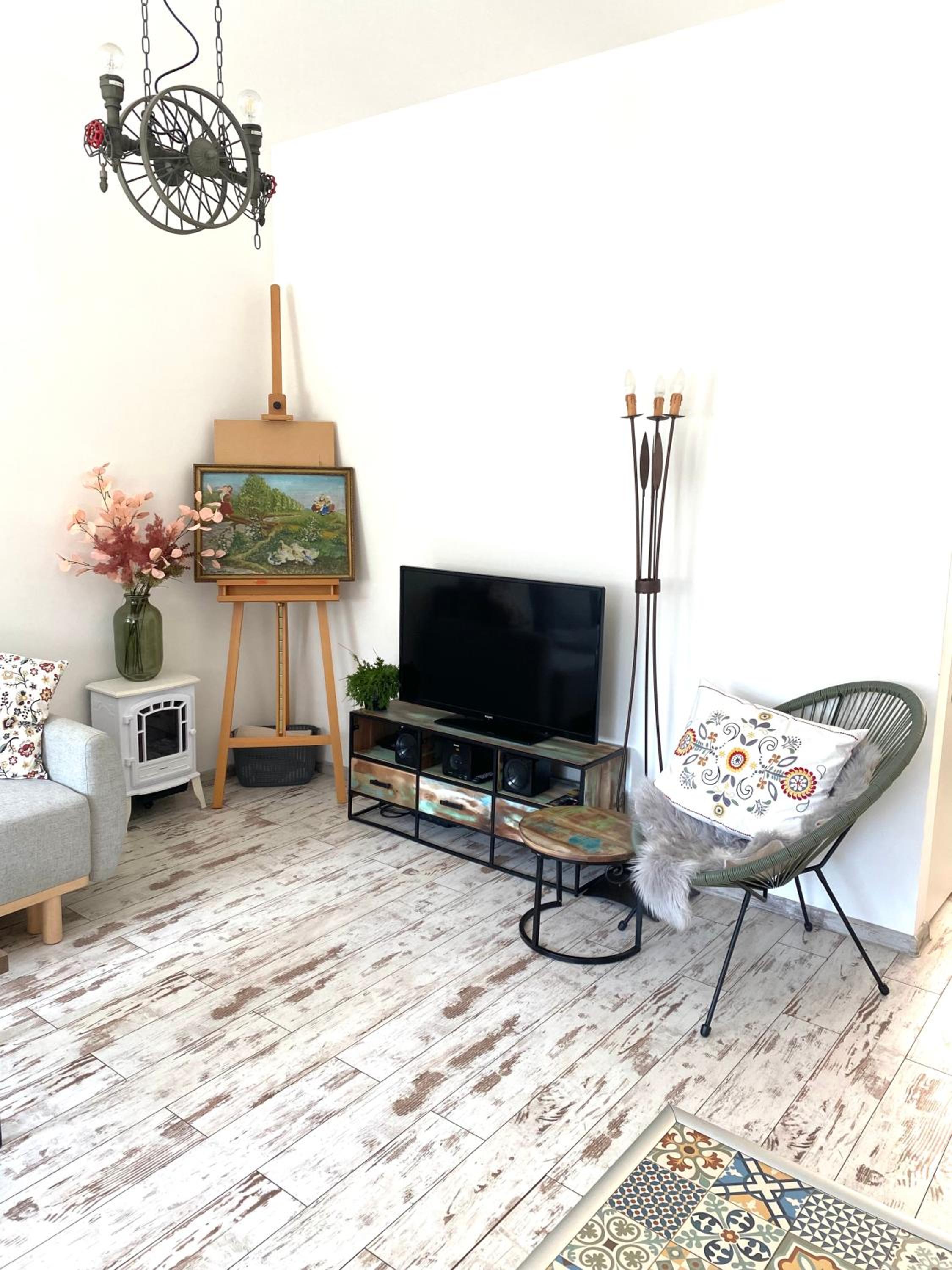 Residence Park lovely apartman with private parking view 2