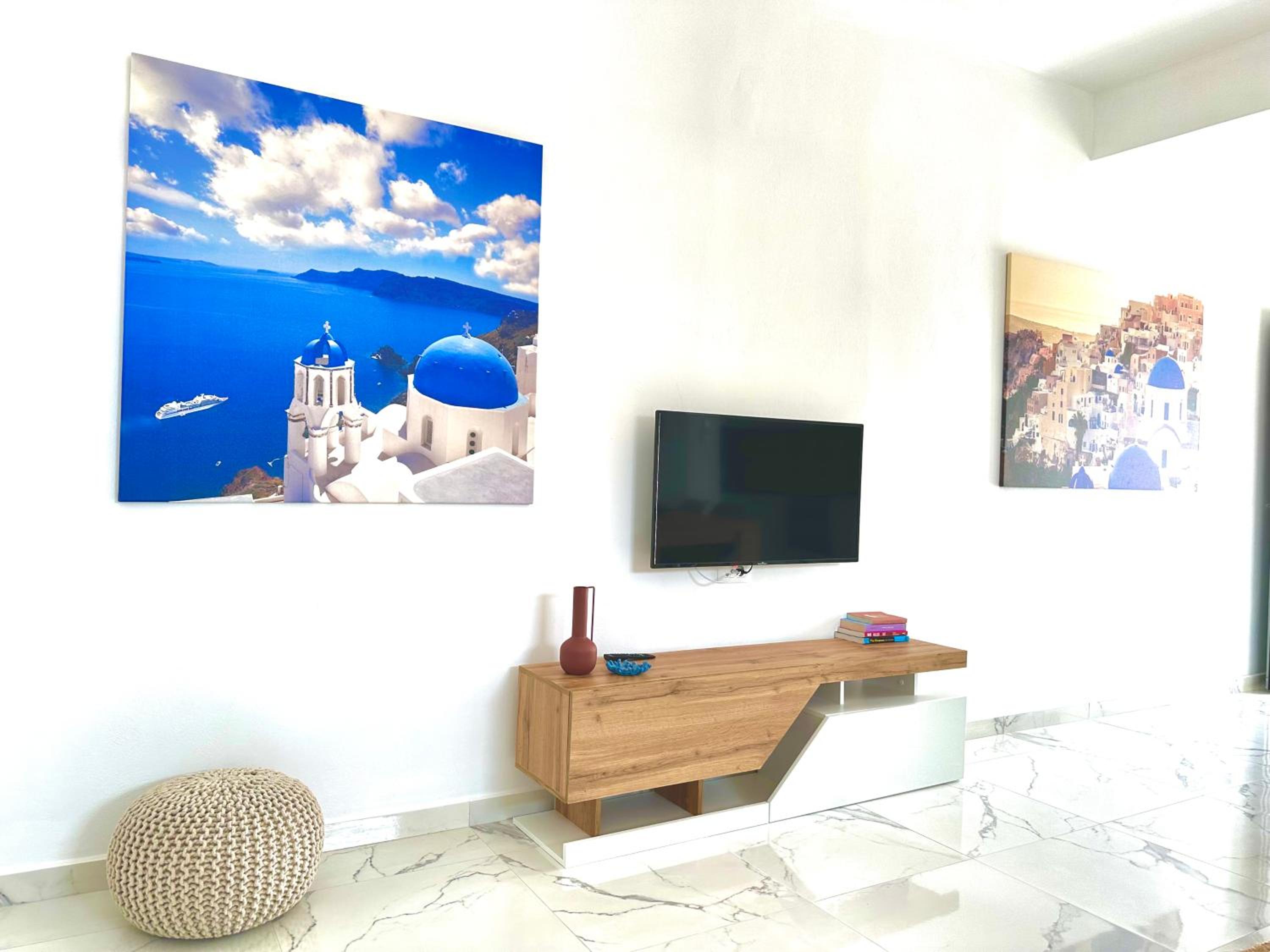 Santana Apartments photo 4