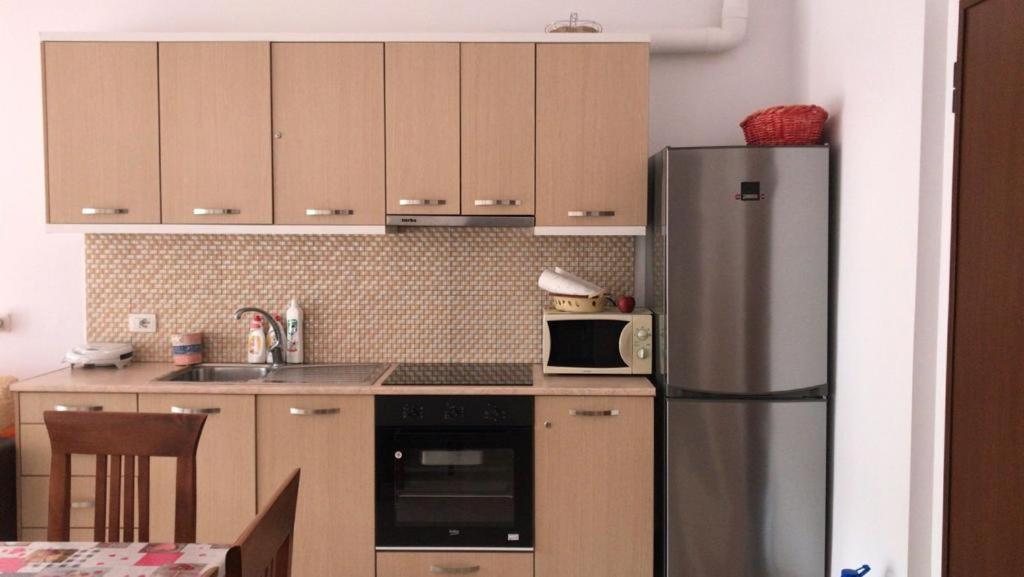 Meni's family apartament