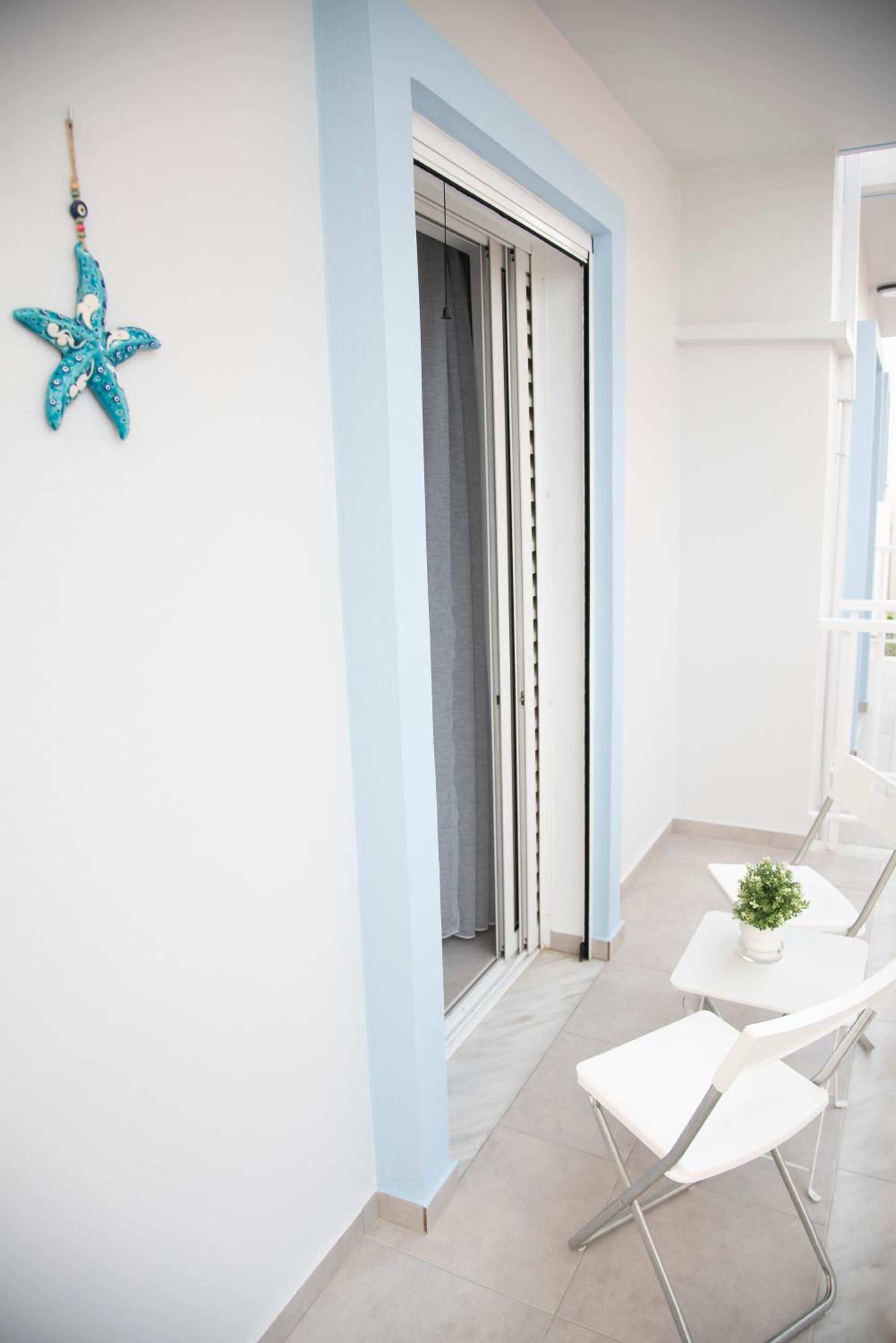 SeaSTAR Beach Apartments