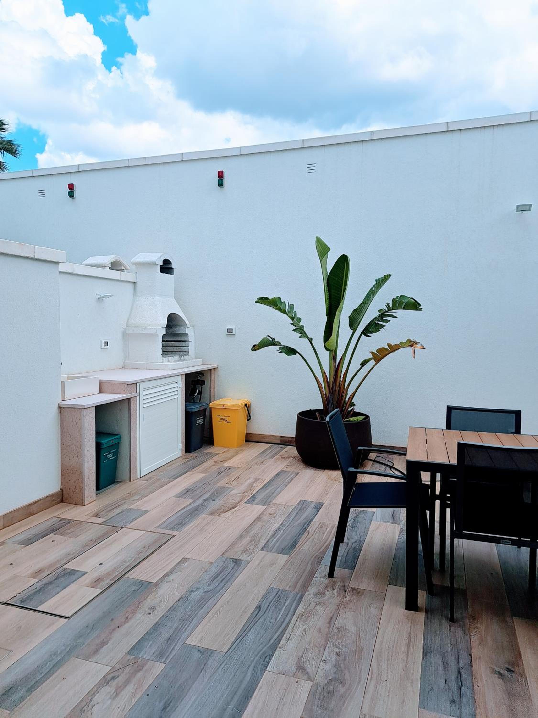 Pescoluse Apartments