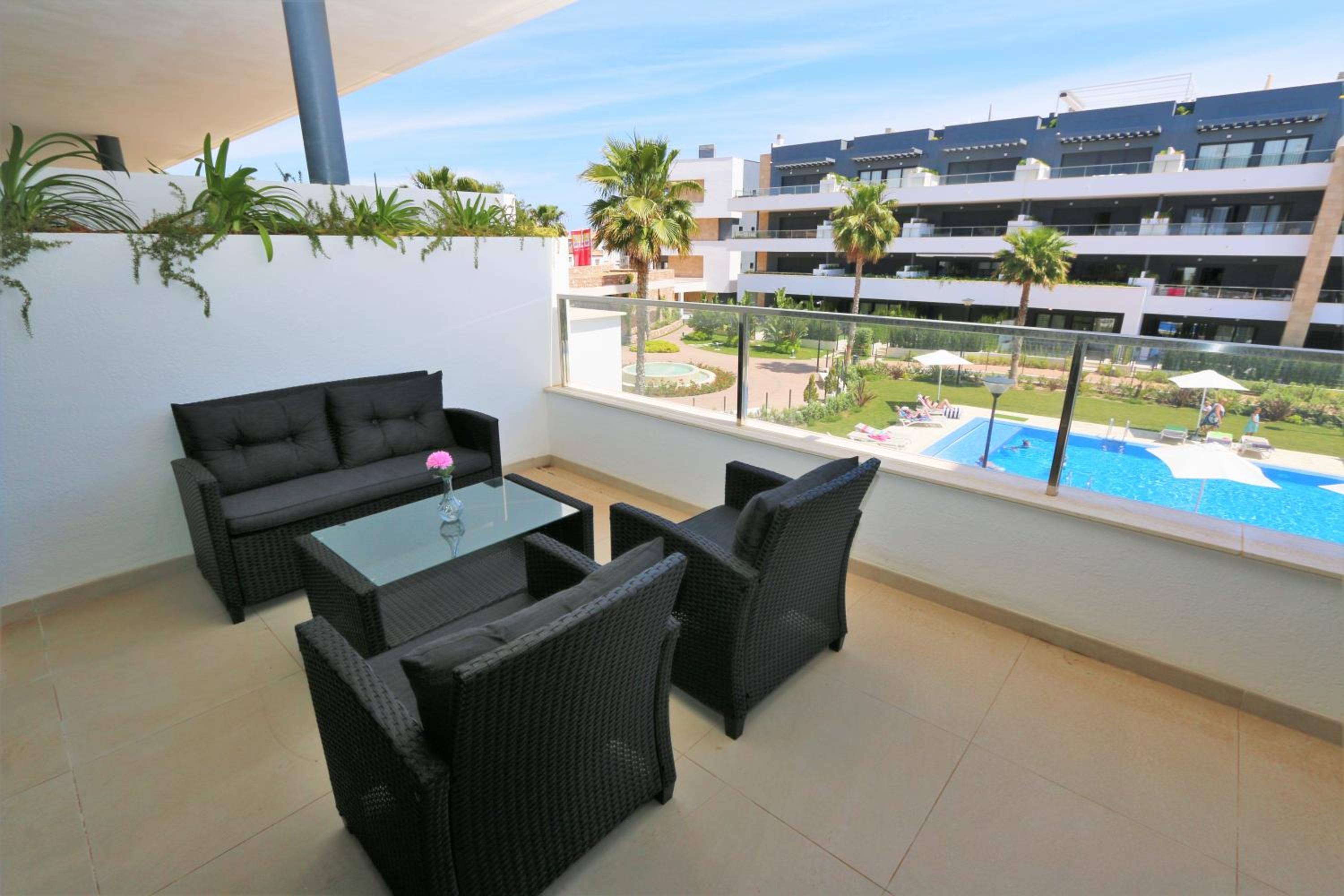 Luxurious apartment in Flamenca Village with pool view VDE-095 view 3