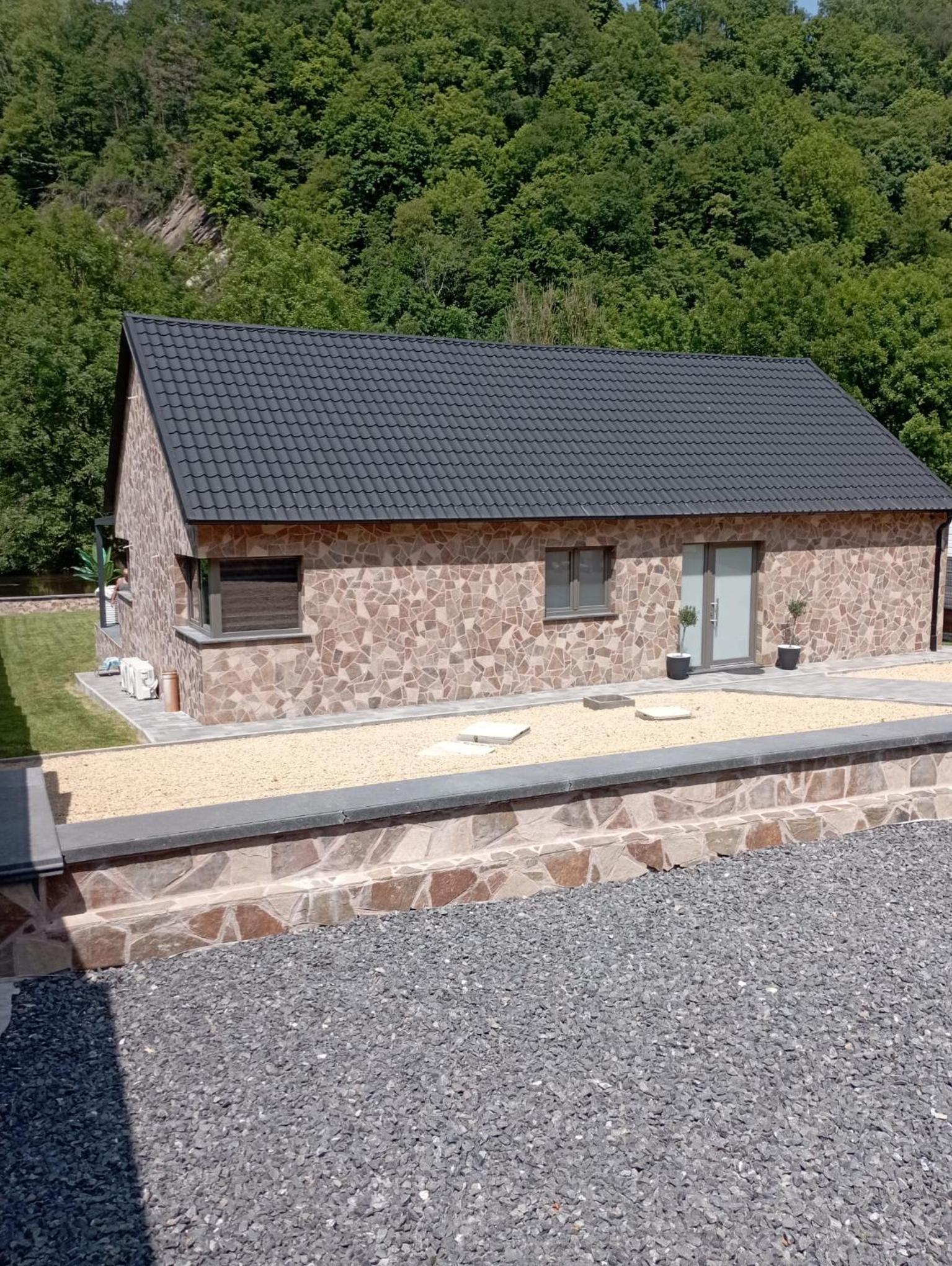 La Villa les pieds dans leau