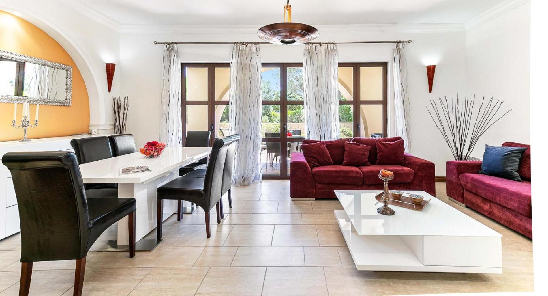 Lovely ground floor apartment Medusa in the heart of Aphrodite Hills
