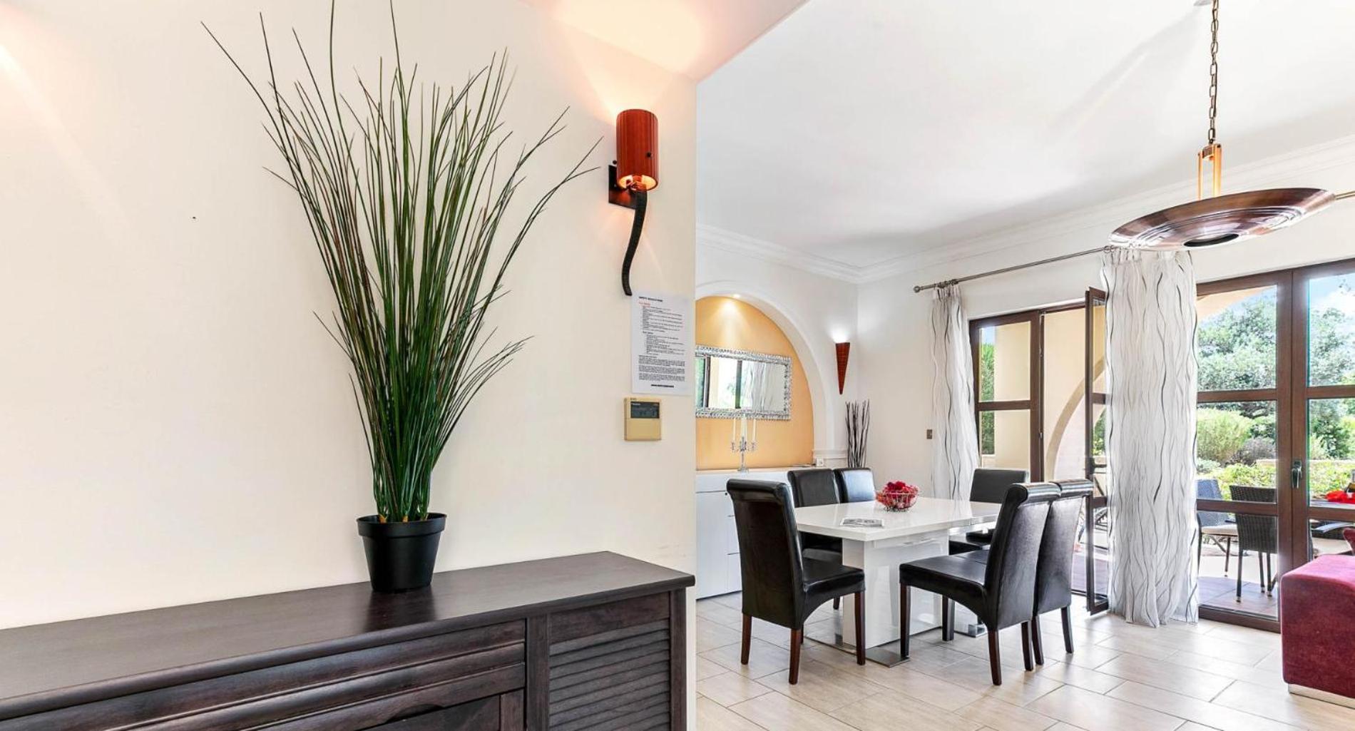 Lovely ground floor apartment Medusa in the heart of Aphrodite Hills