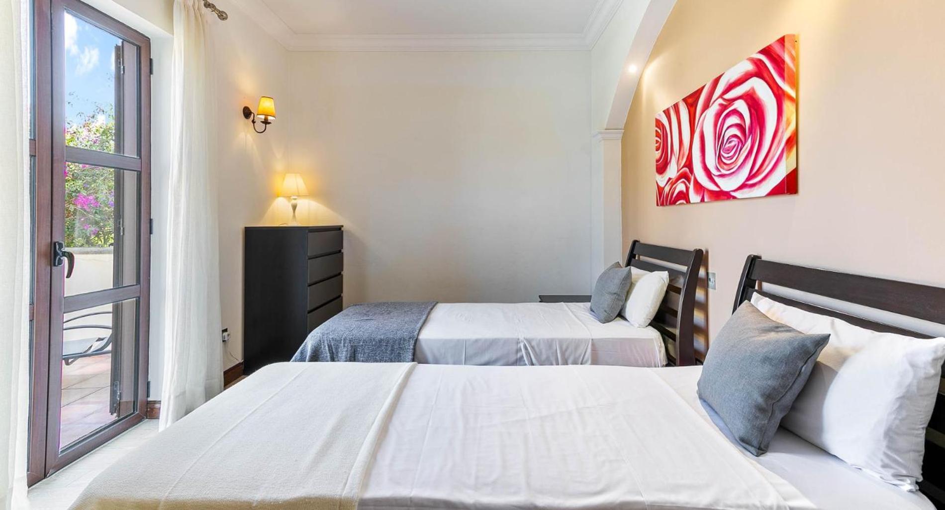 Lovely ground floor apartment Medusa in the heart of Aphrodite Hills