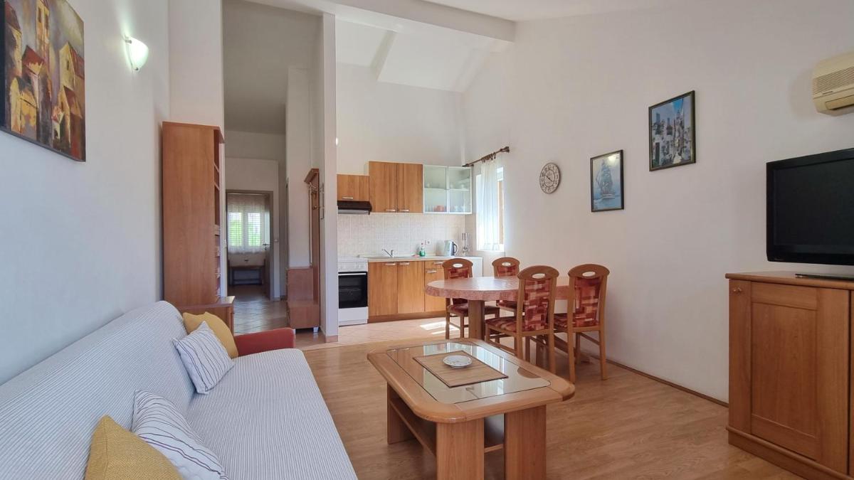 Apartments Barbalic D view 4