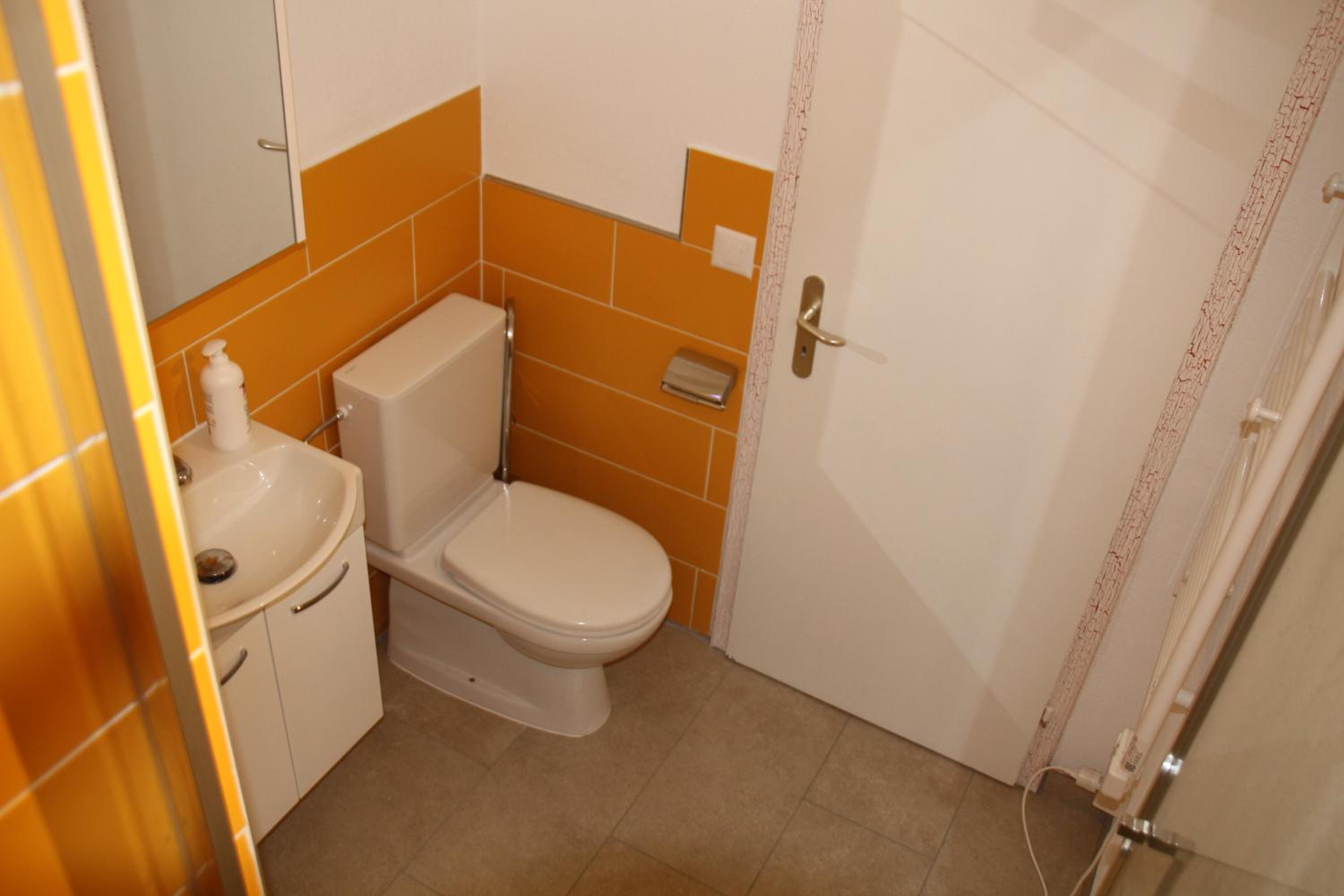 Photo 49