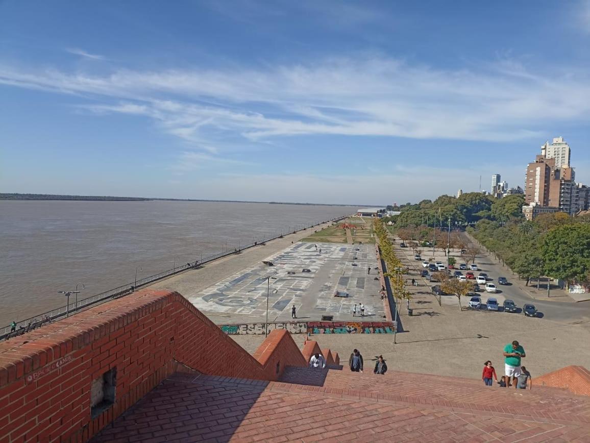 Departamento 4 personas a Metros del rio Parana