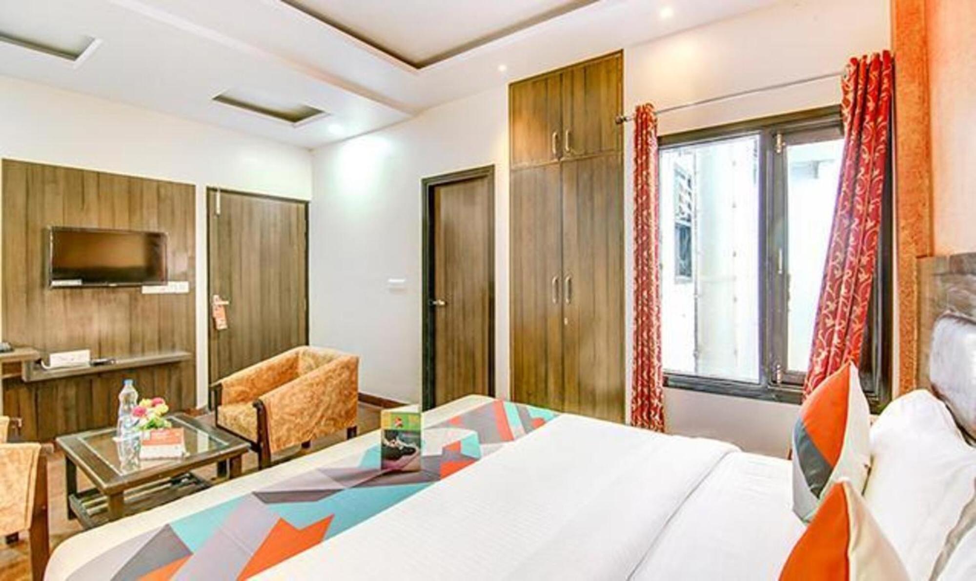 FabHotel The Gayatri Palace