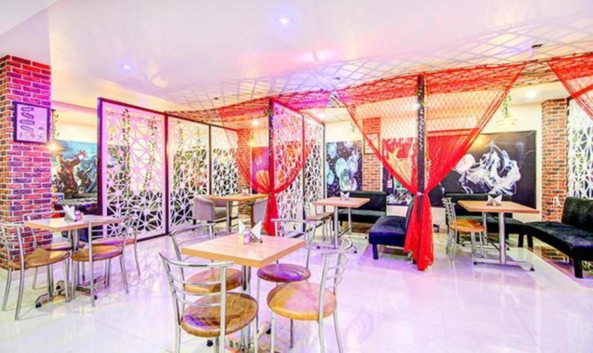 FabHotel The Gayatri Palace