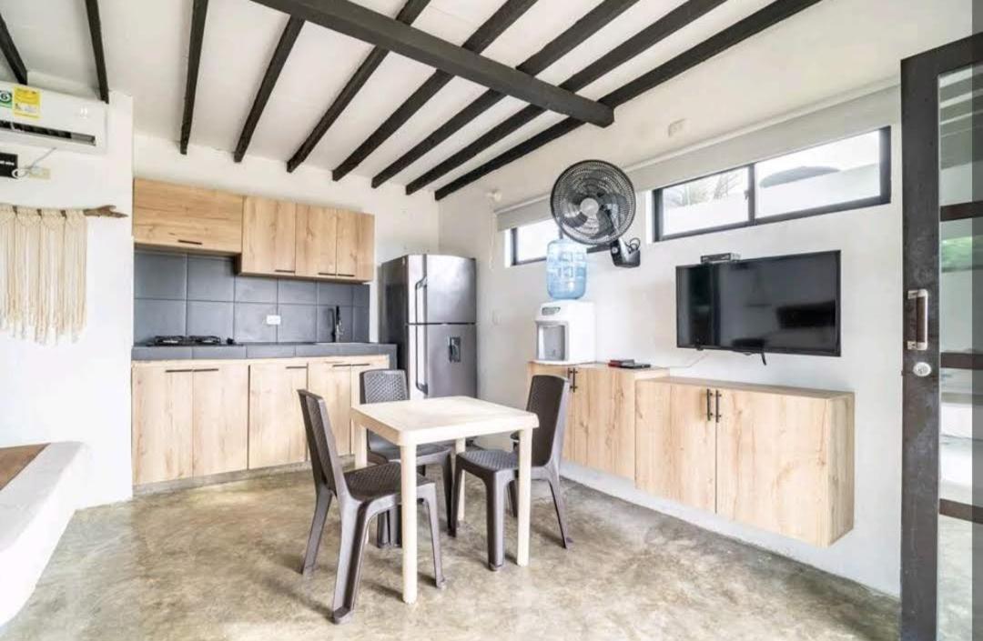 AGUAMARINA House
