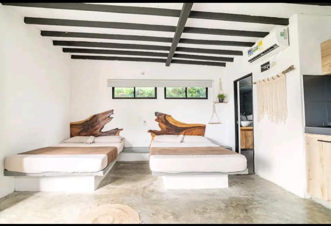 AGUAMARINA House
