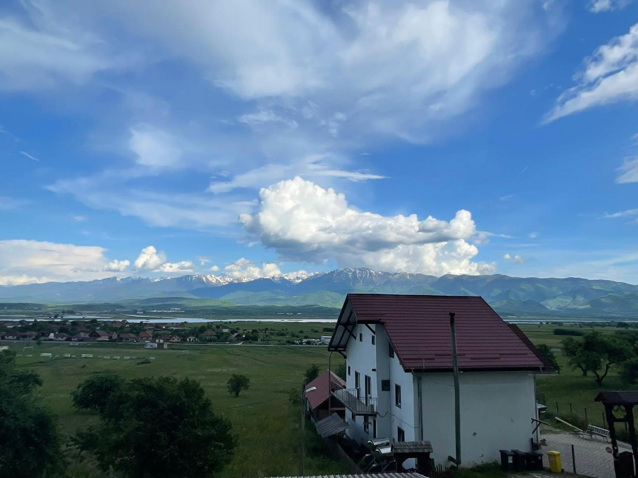 Pensiunea Iza view 4