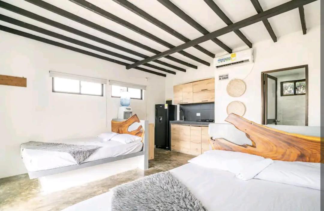 AGUAMARINA House