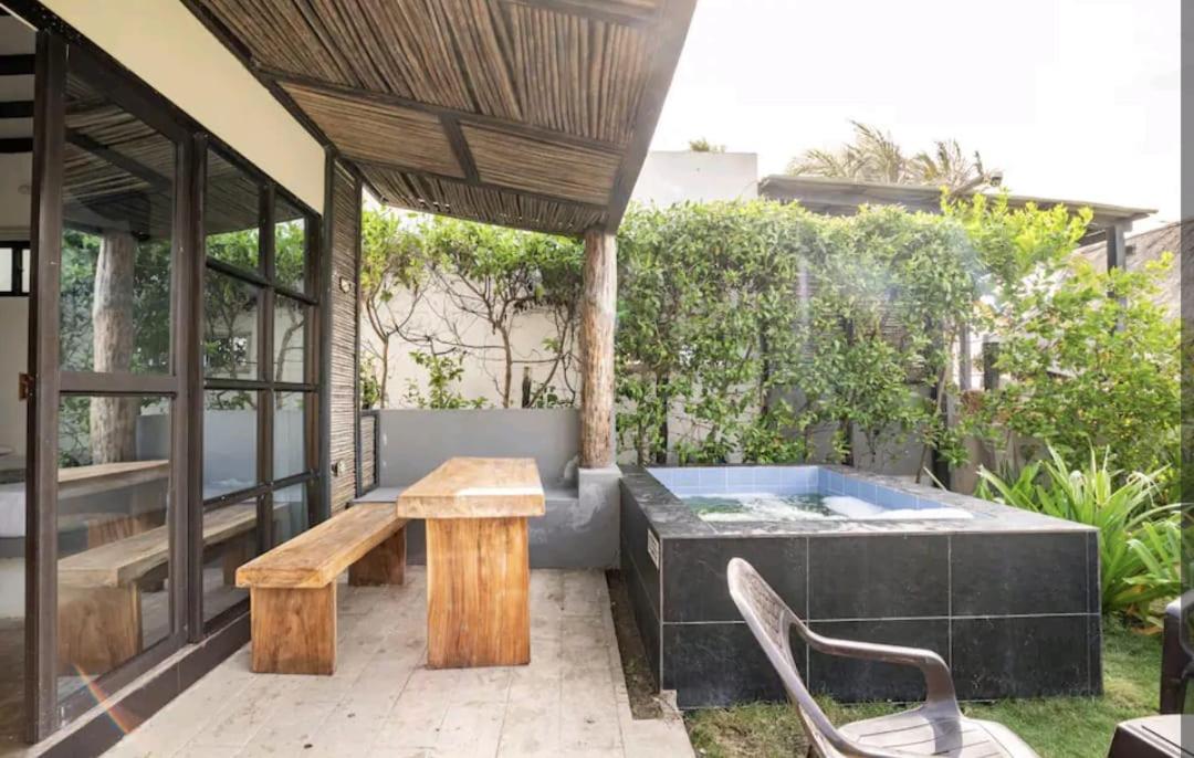 AGUAMARINA House