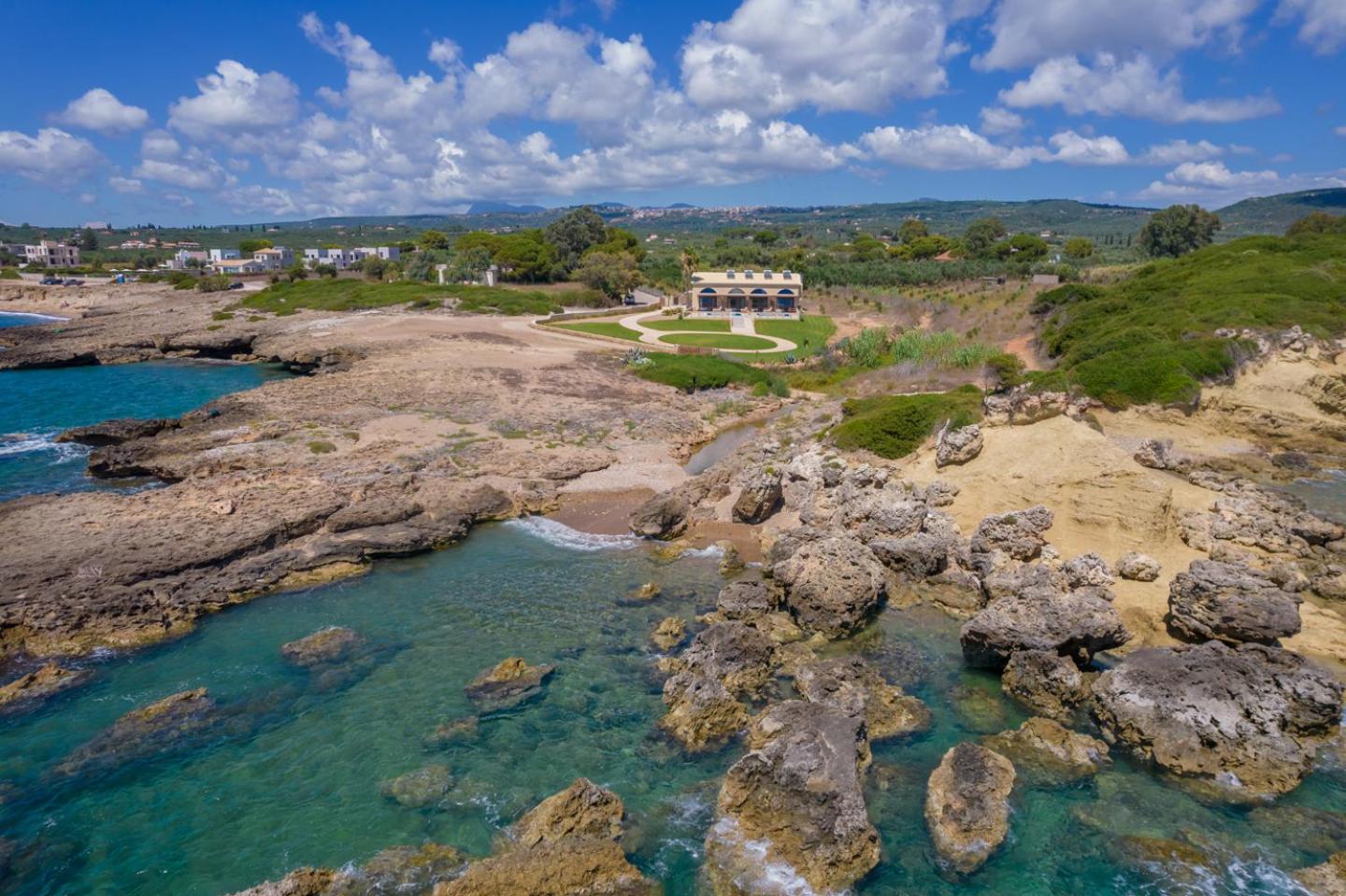 La Perla Di Barla Seafront