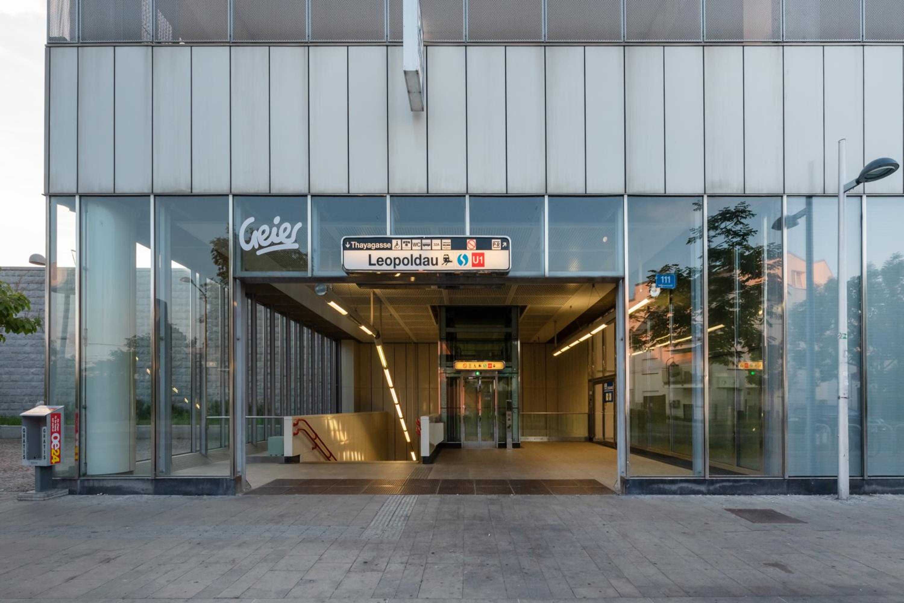 Grüne Ruhelage, 20 Minuten ins Zentrum und Parkgarage