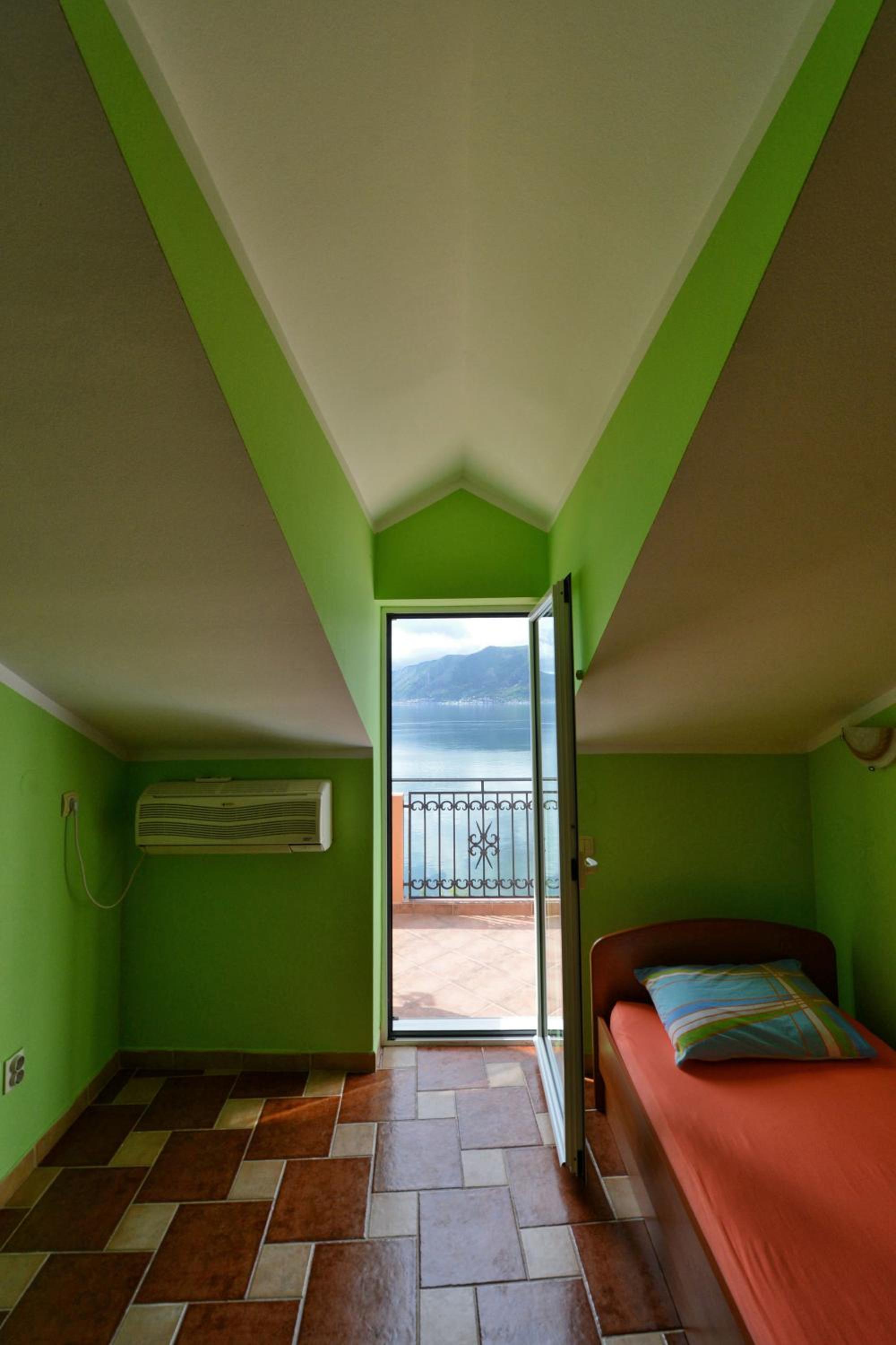 Apartments Goran