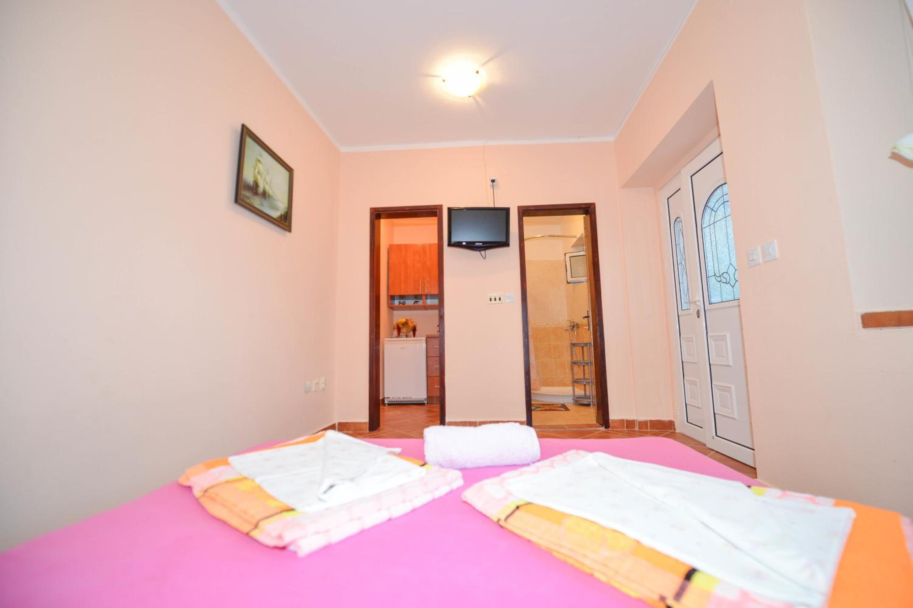 Apartments Goran