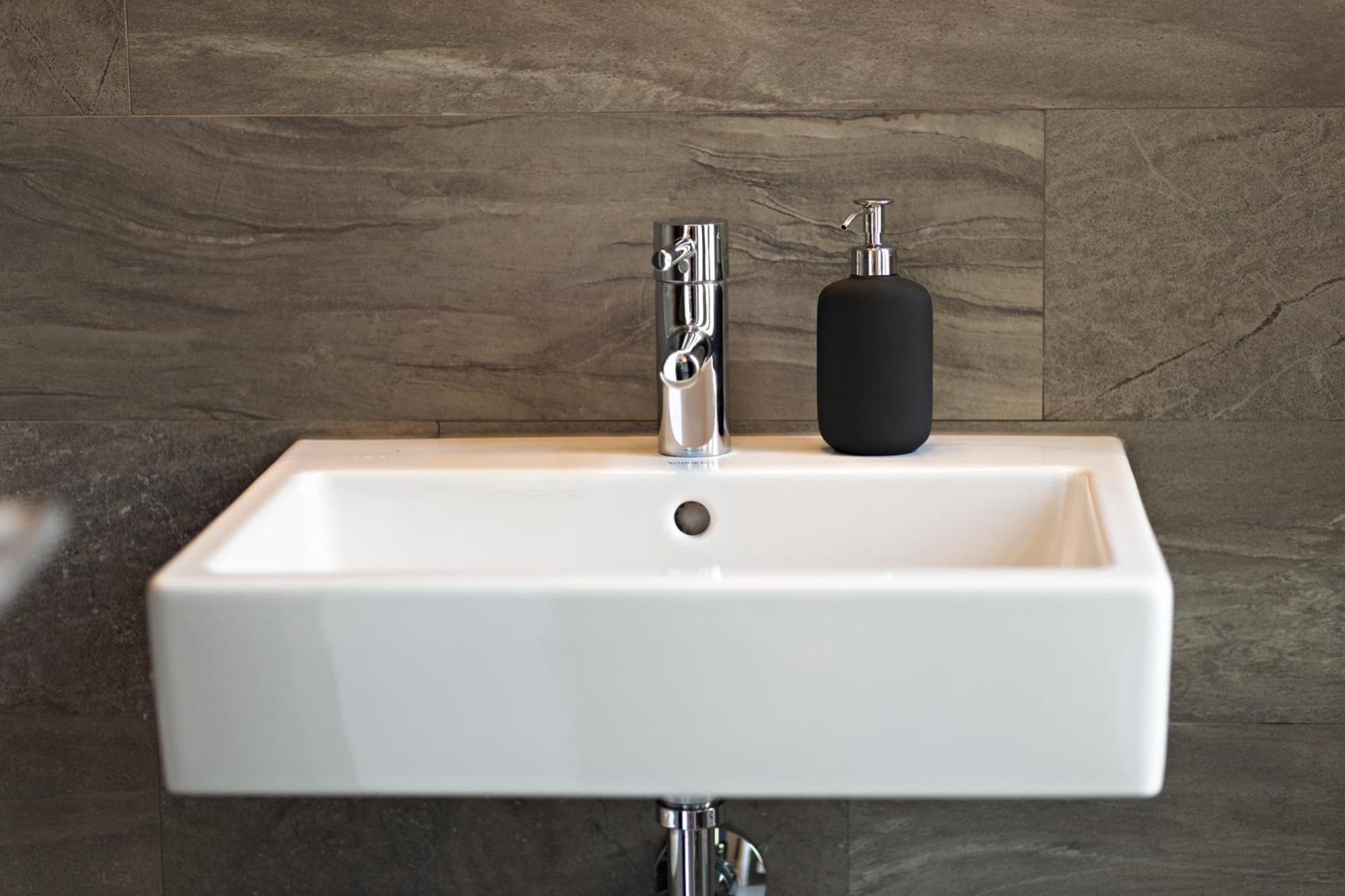 Luxury Suites South by Rikas Hotels