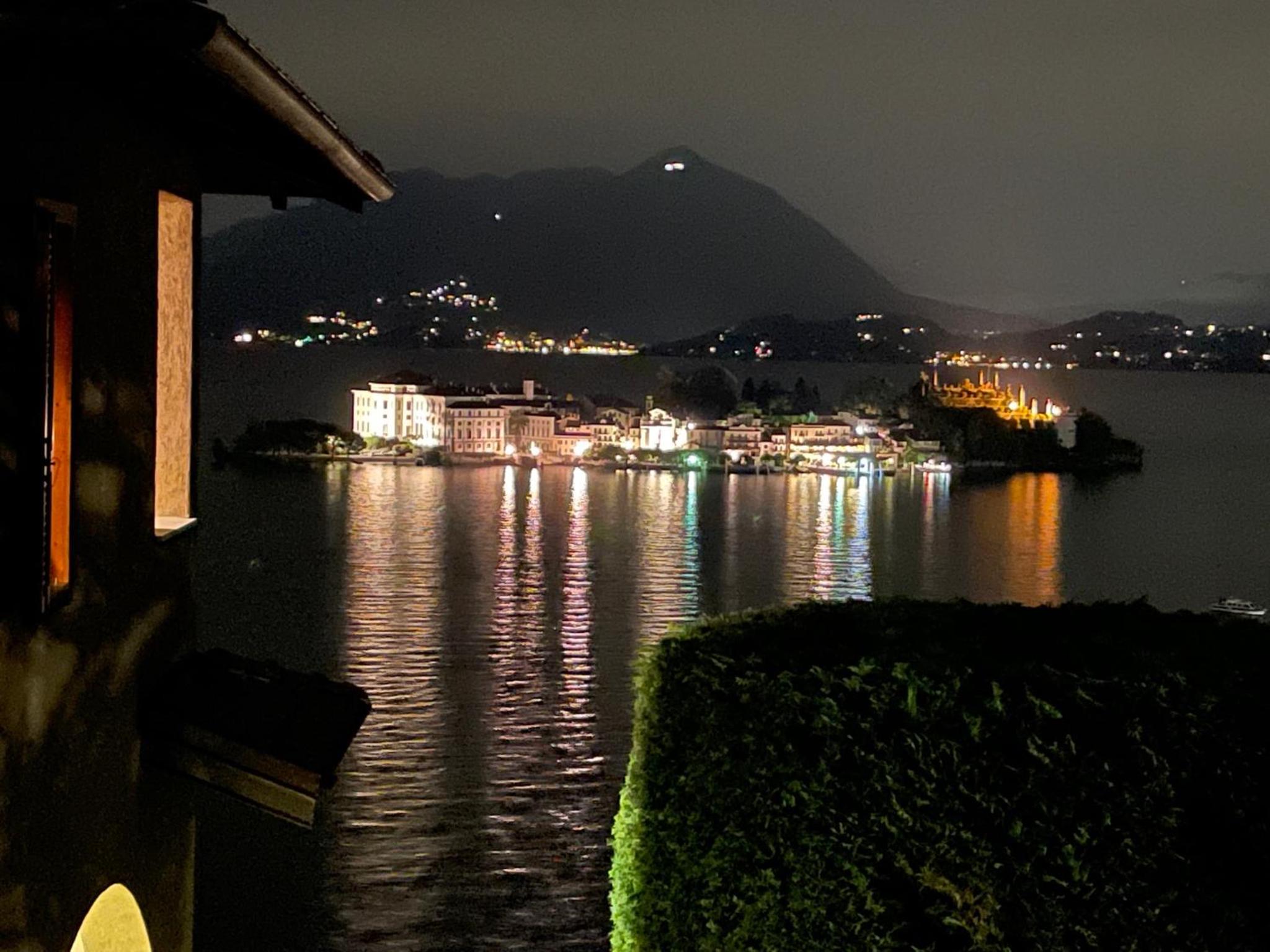 Appartamento vista Lago, giardino spiaggia a Stresa vista Isole Borromee e Golfo Borromeo - STRESAFLAT