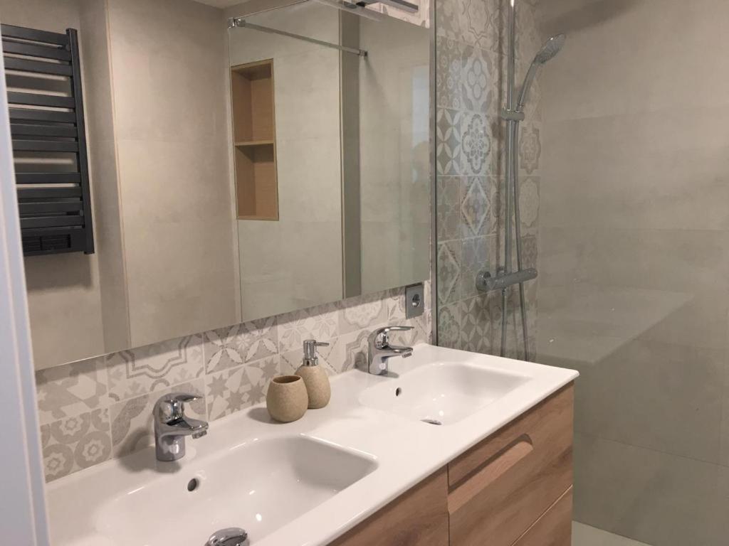 San Jacinto 69 Triana view 2