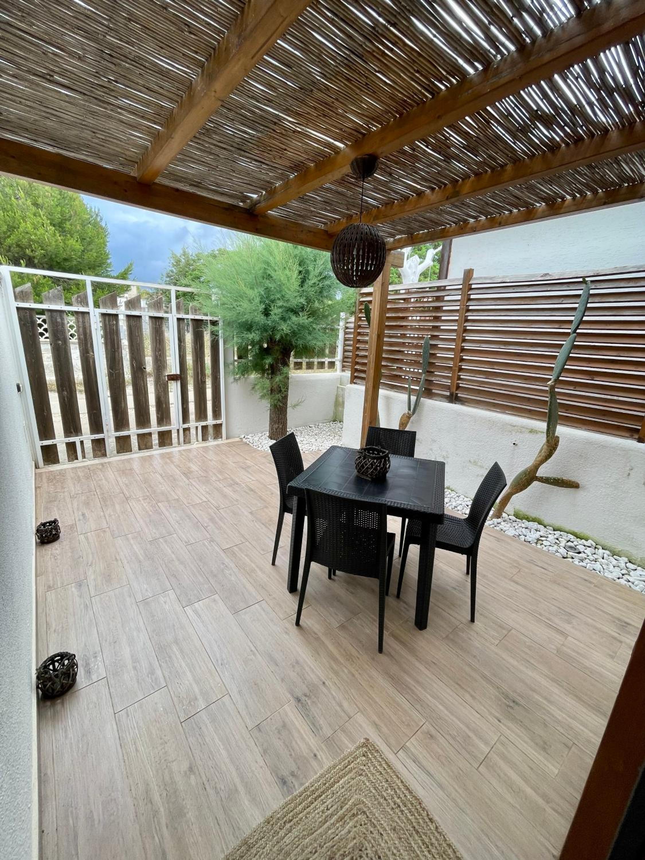 White Apartment Salento photo 4