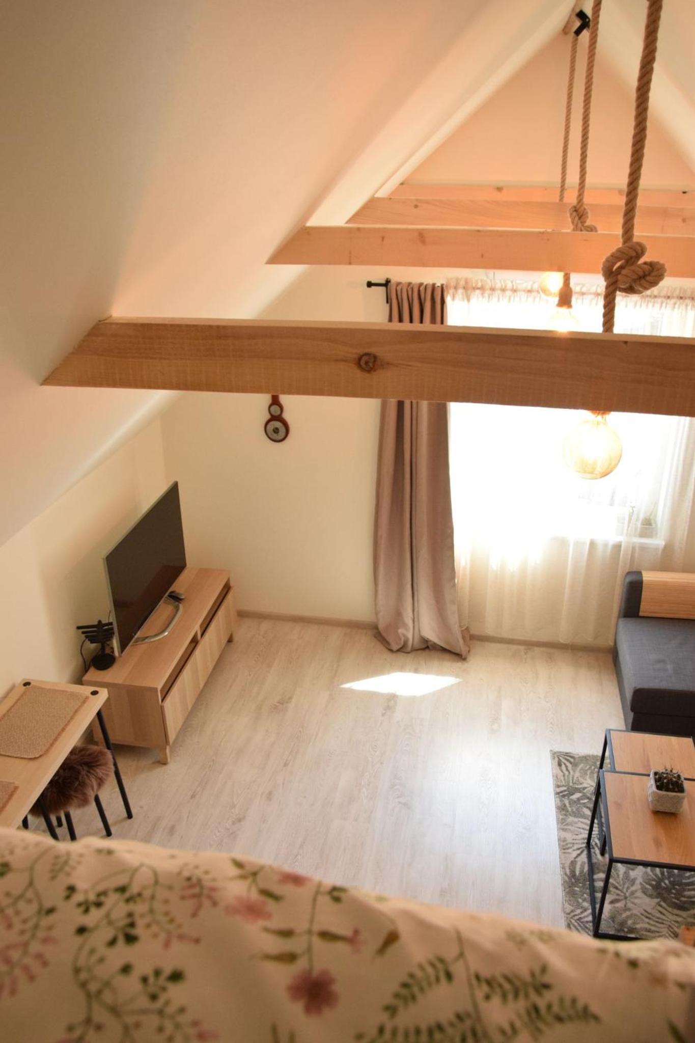 A&J apartments