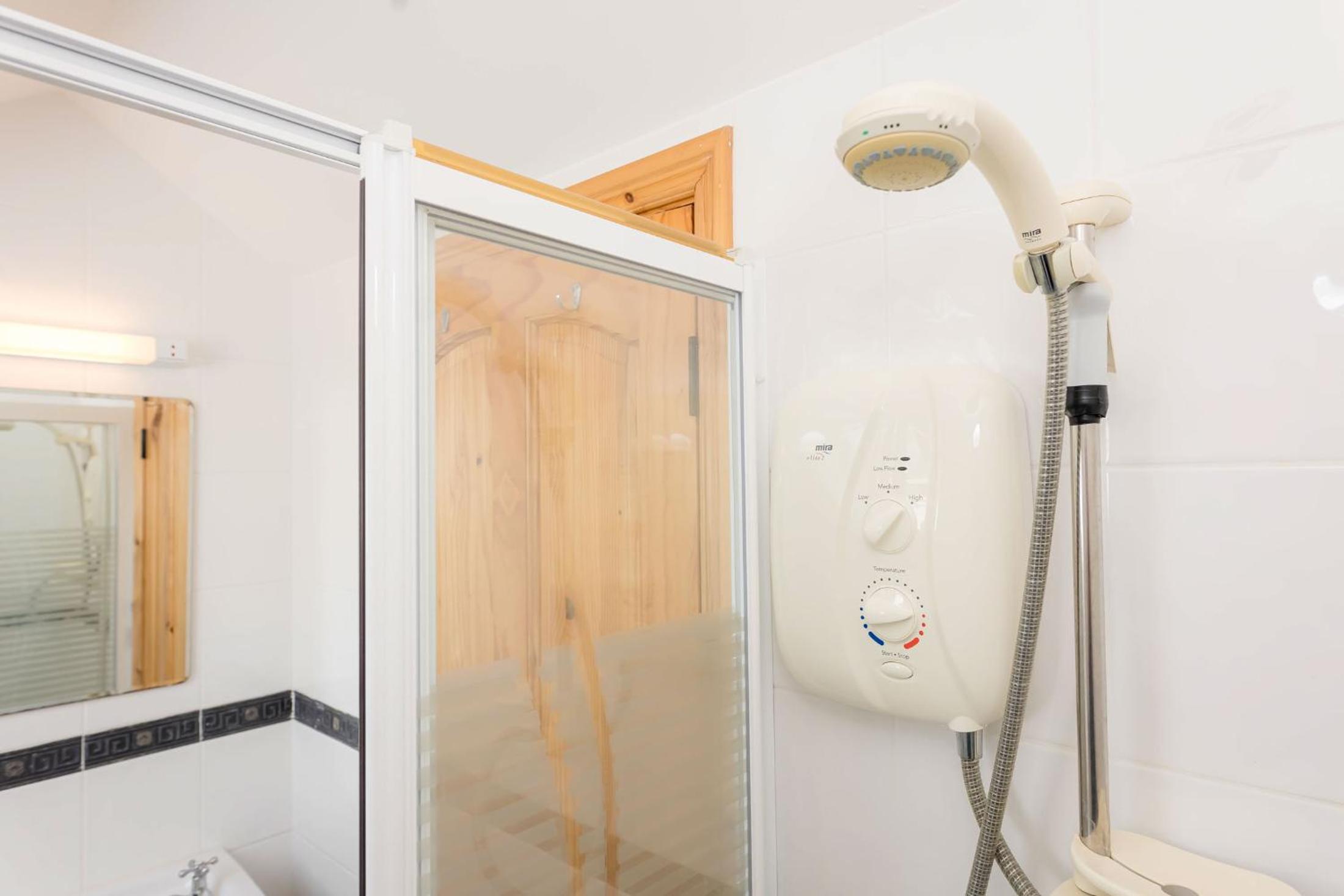 Kilkee Townhouse by Trident Holiday Homes