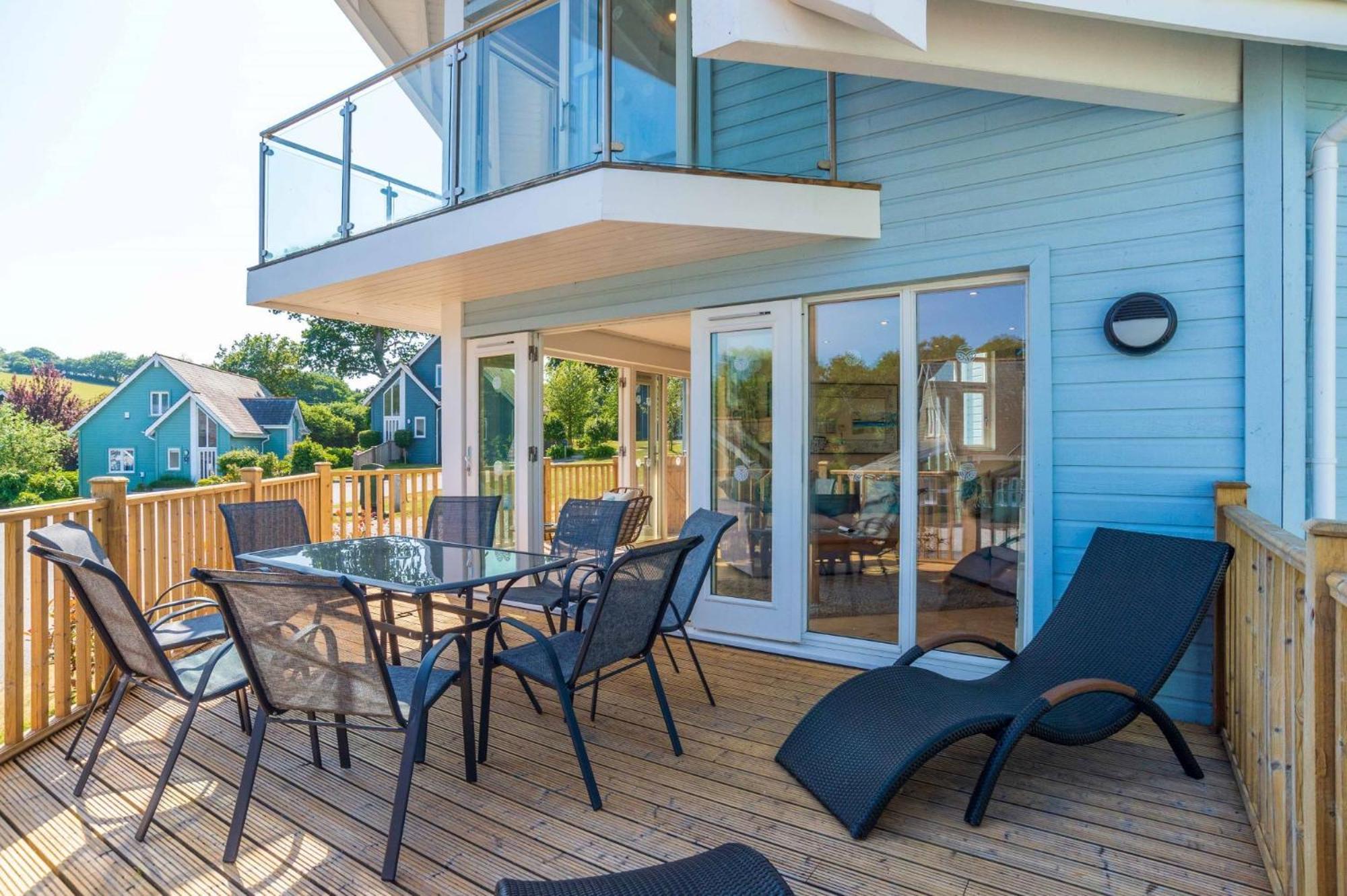 Trewhiddle Retreat V4 by Together Travel - Luxury 4-Bedroom Villa view 3