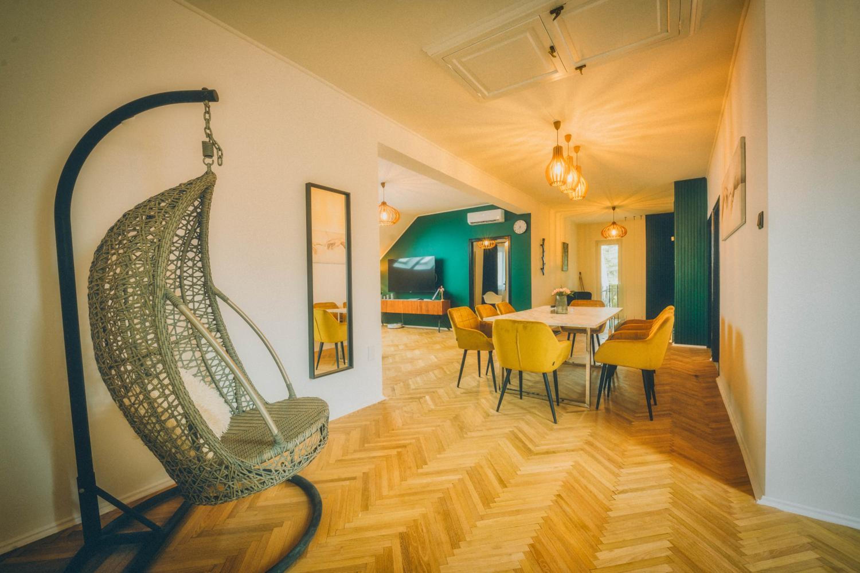 D6 Apartments