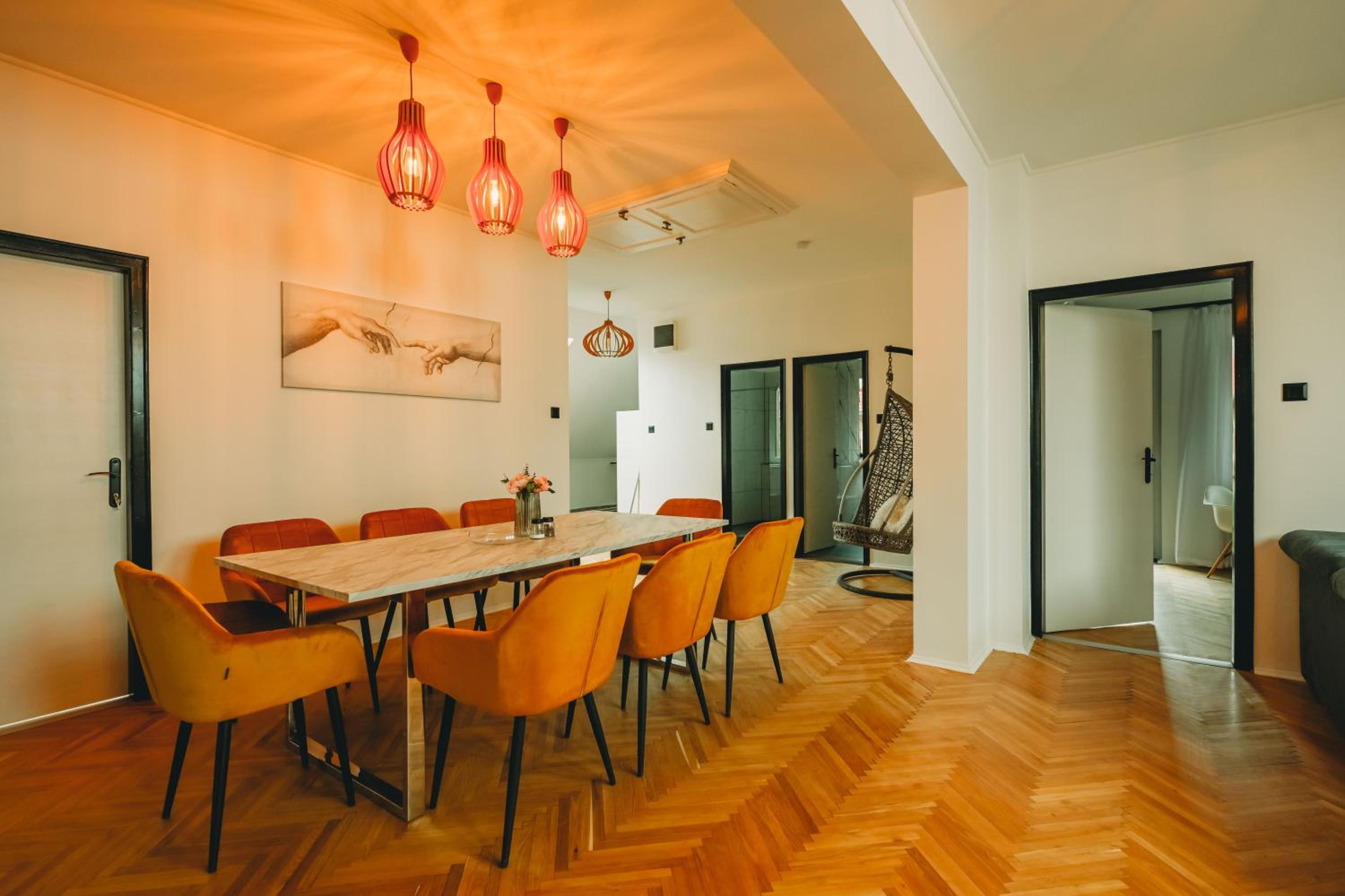 D6 Apartments