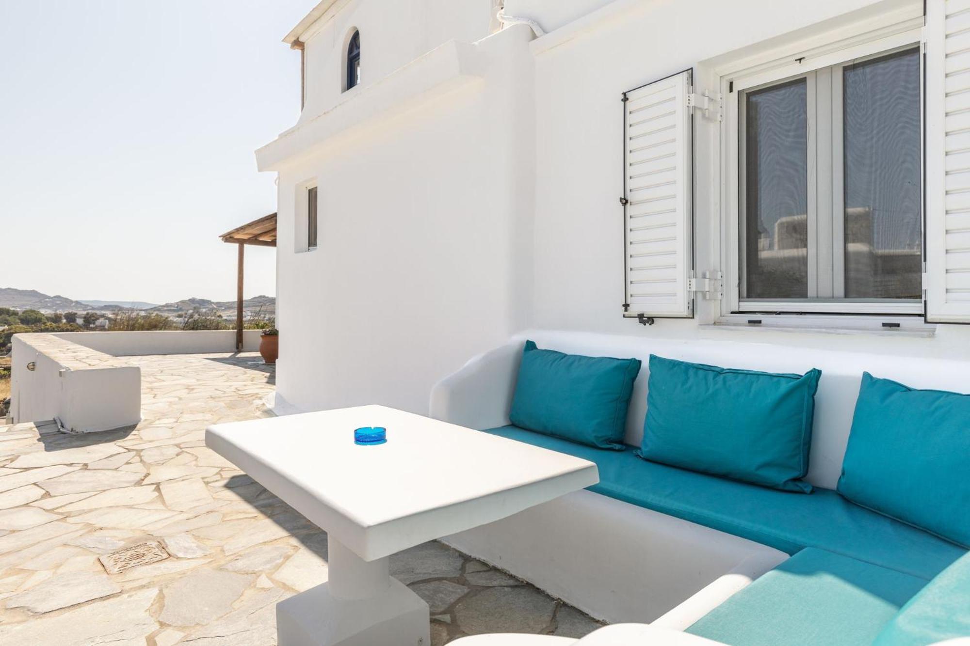 Mykonian Breeze