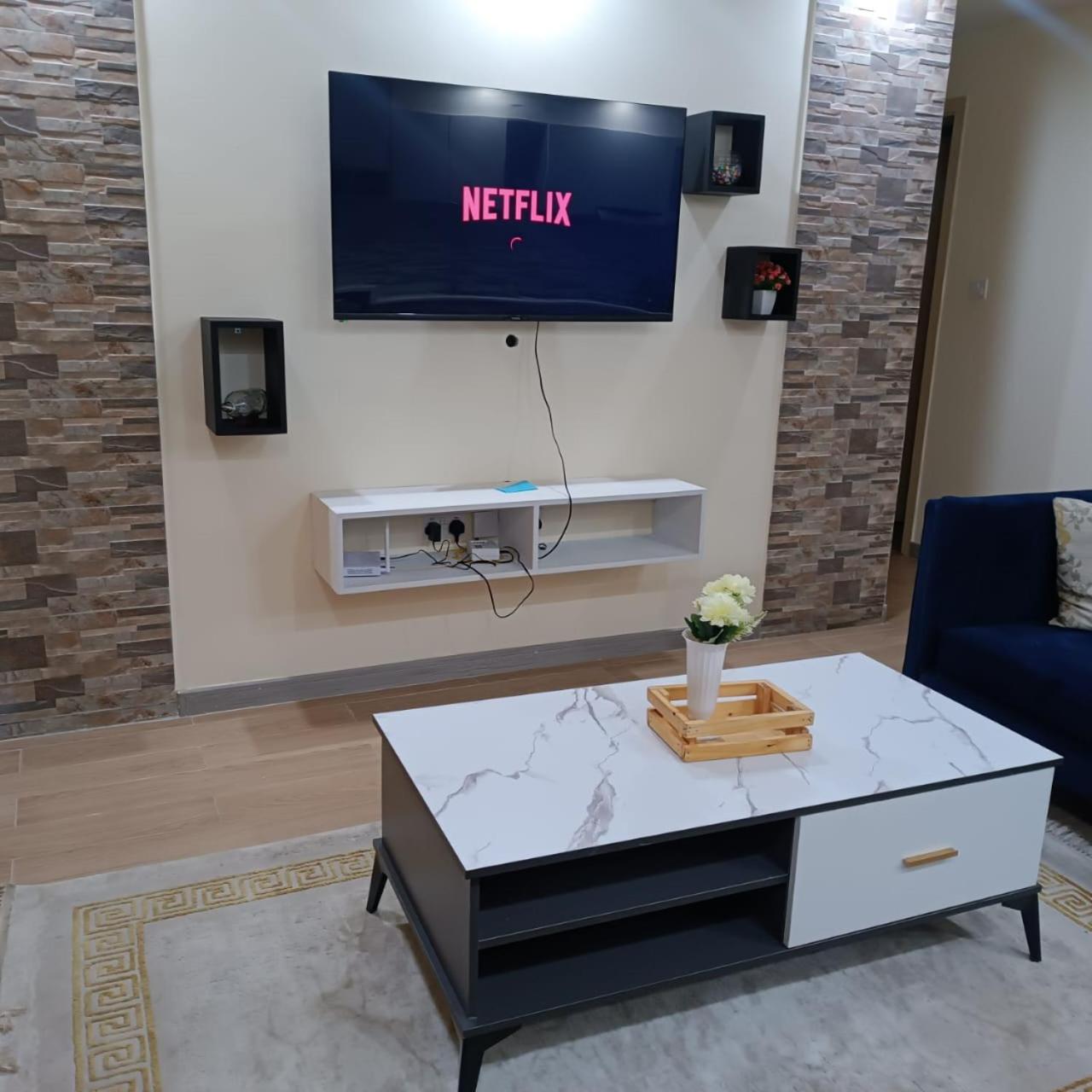 Lux Suites Siaya Park Apartments