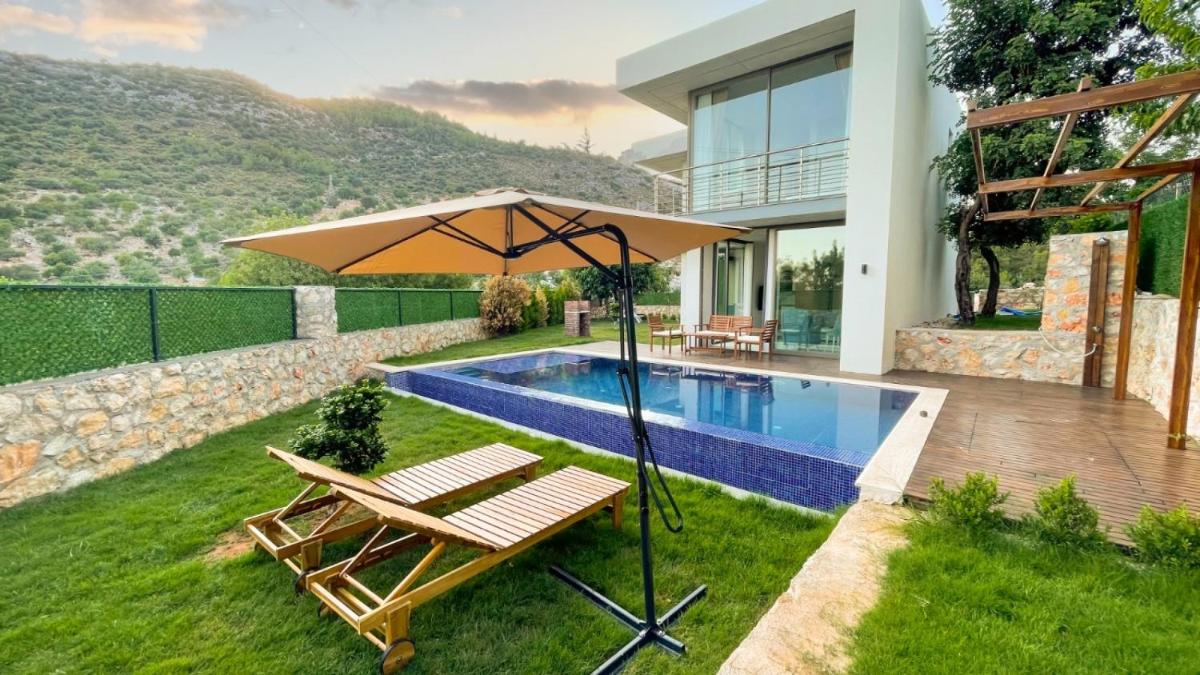 Villa w Pool Jacuzzi 5 min to Marina in Antalya view 2