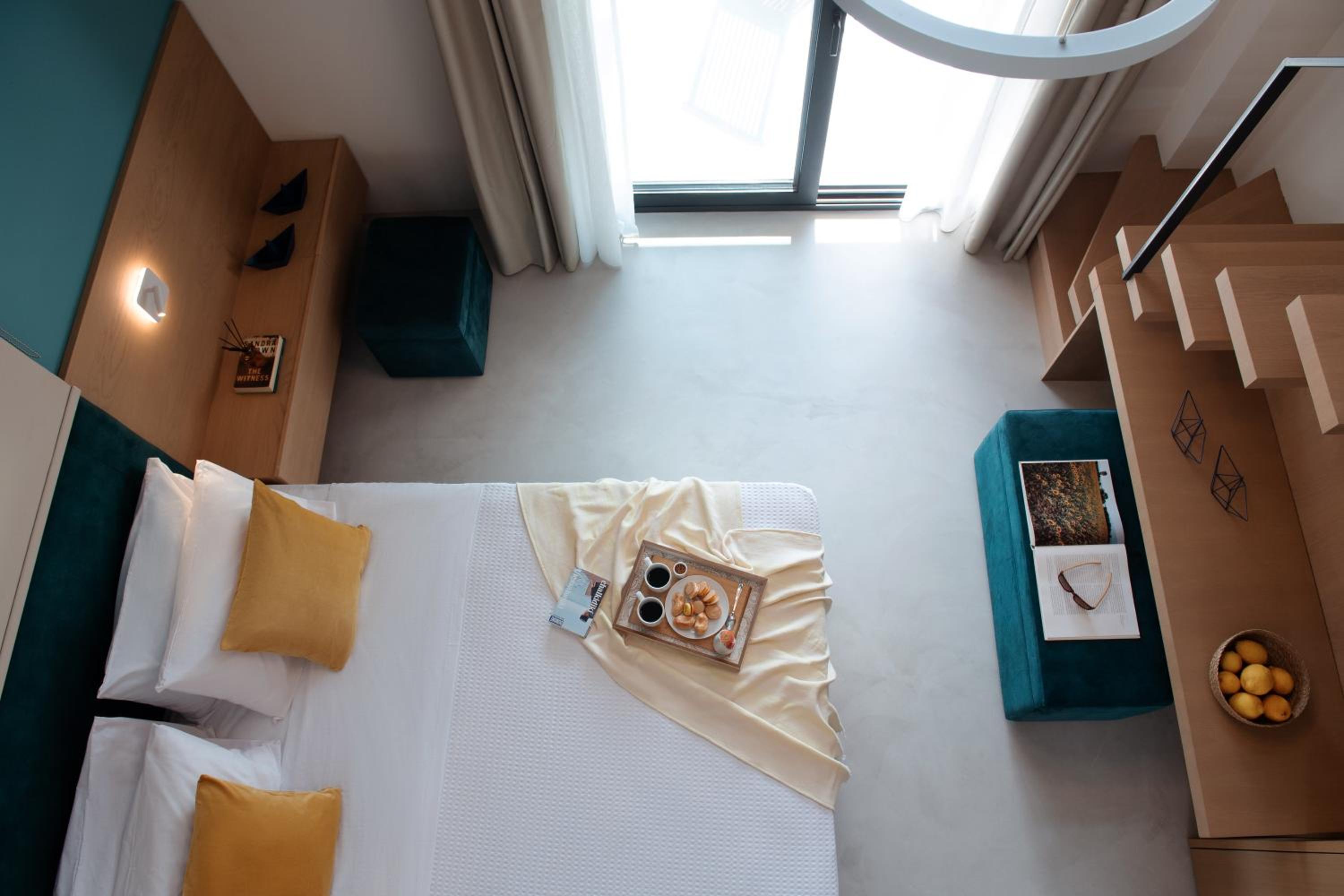 Chronos Hotel