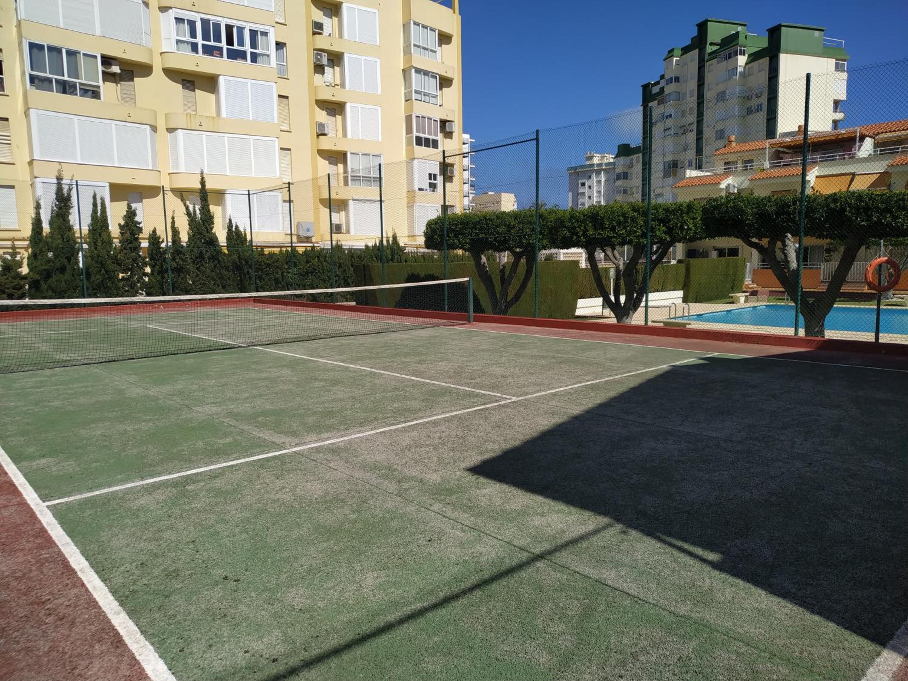 Apartamento en Playa de Gandia con piscina