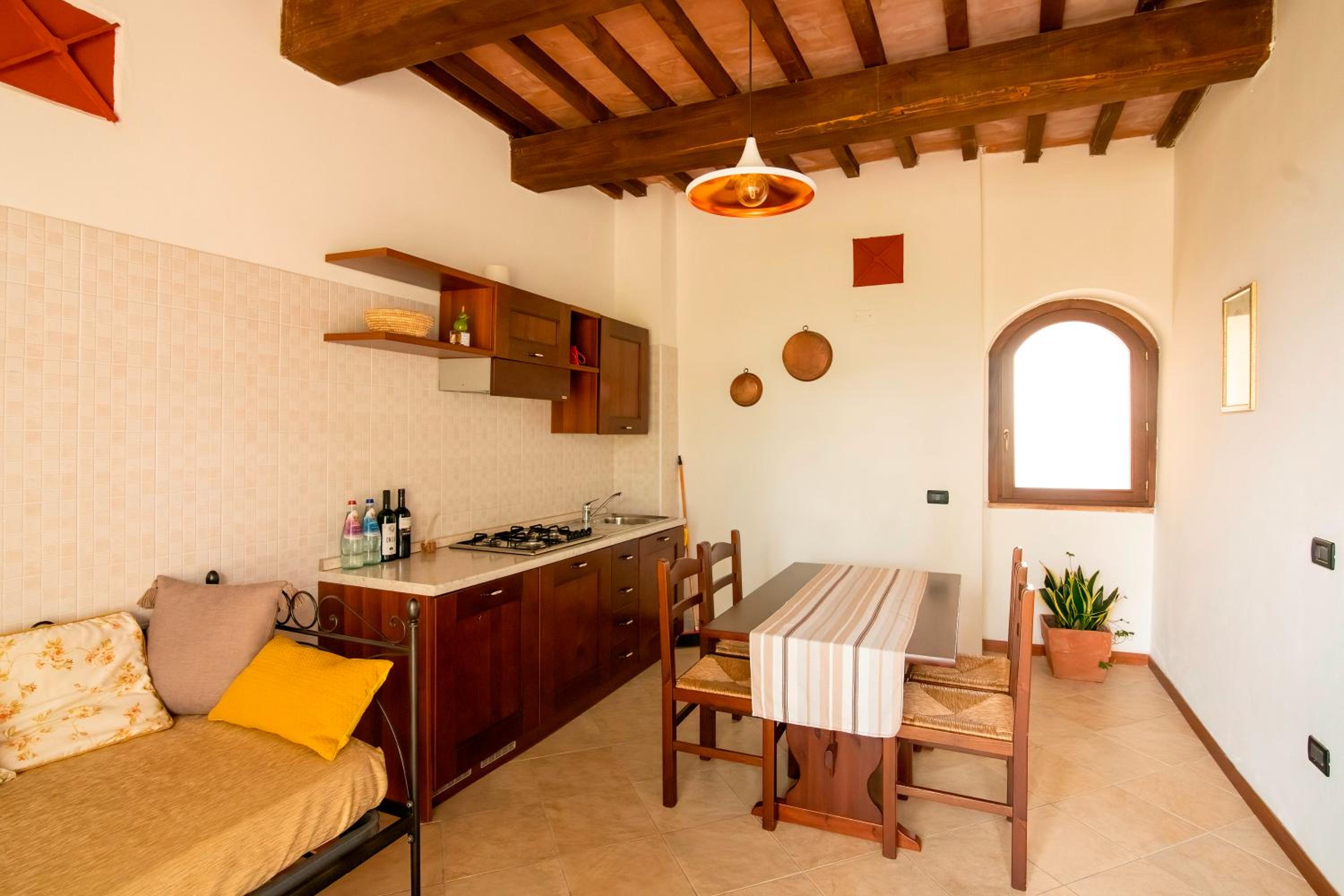 Casale Rancaglia view 2