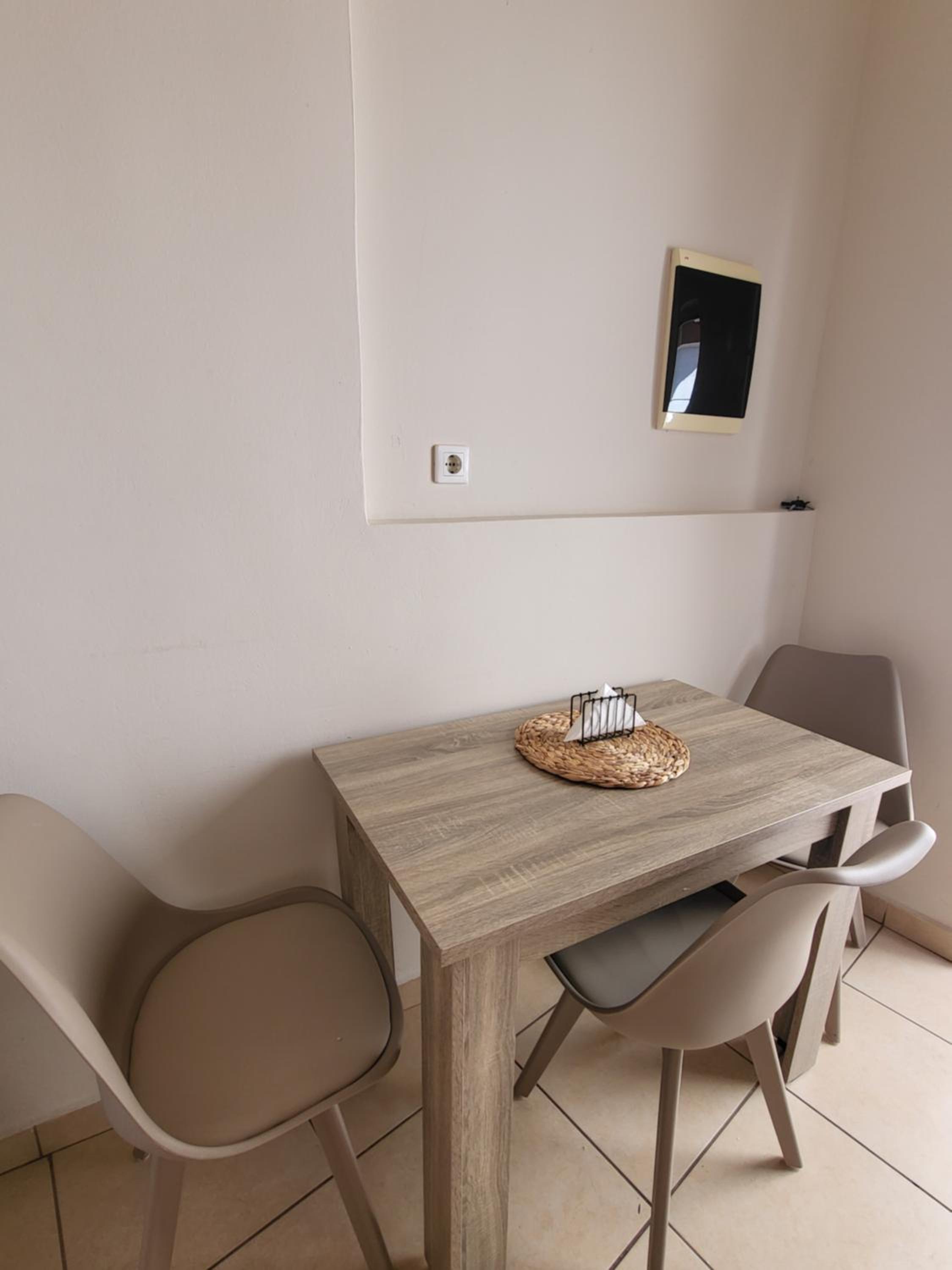 Ioannis Cozy House