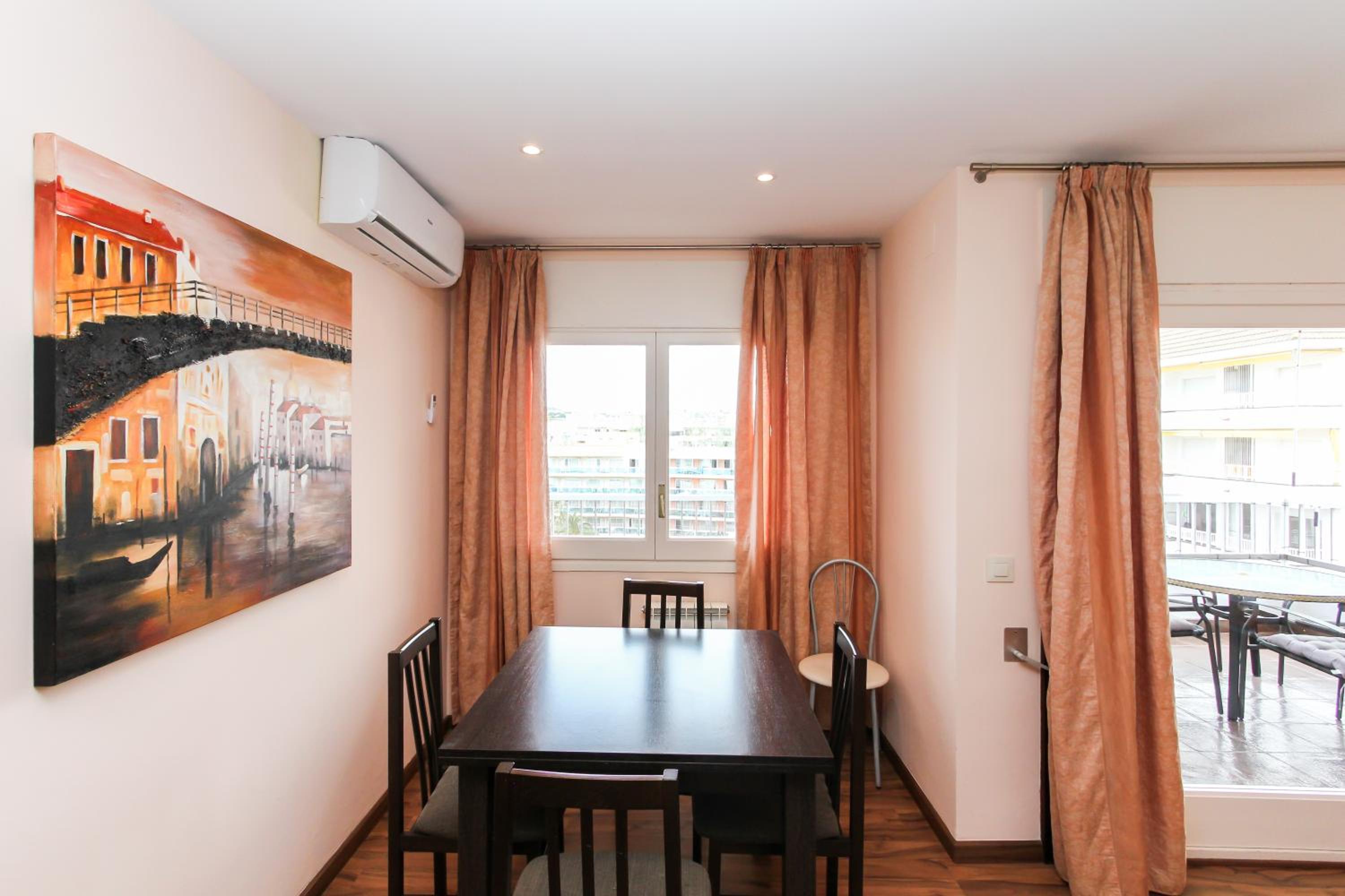 Apartament Planiol