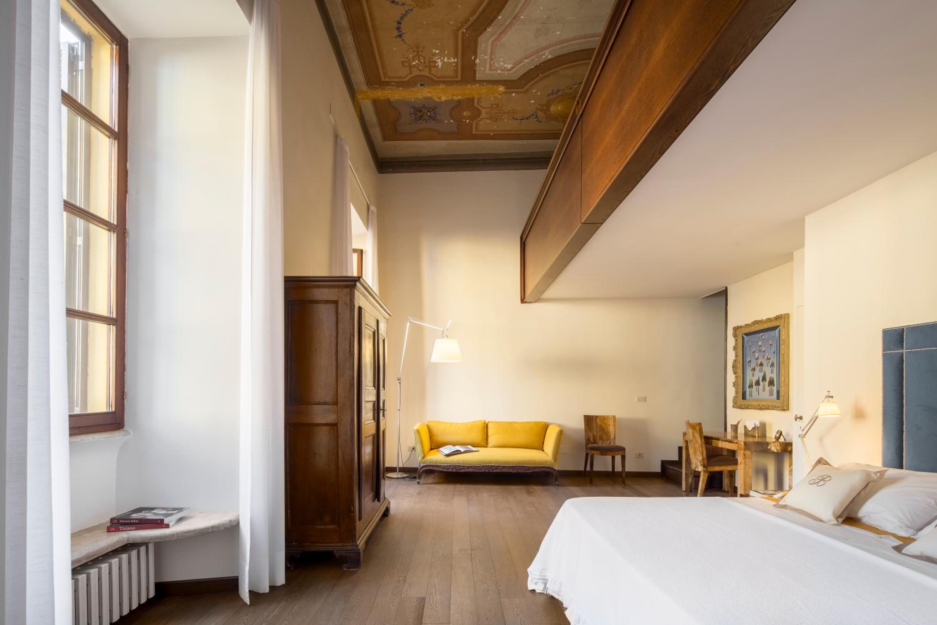 Palazzo Berardi: Renaissance Downtown Luxury Villa
