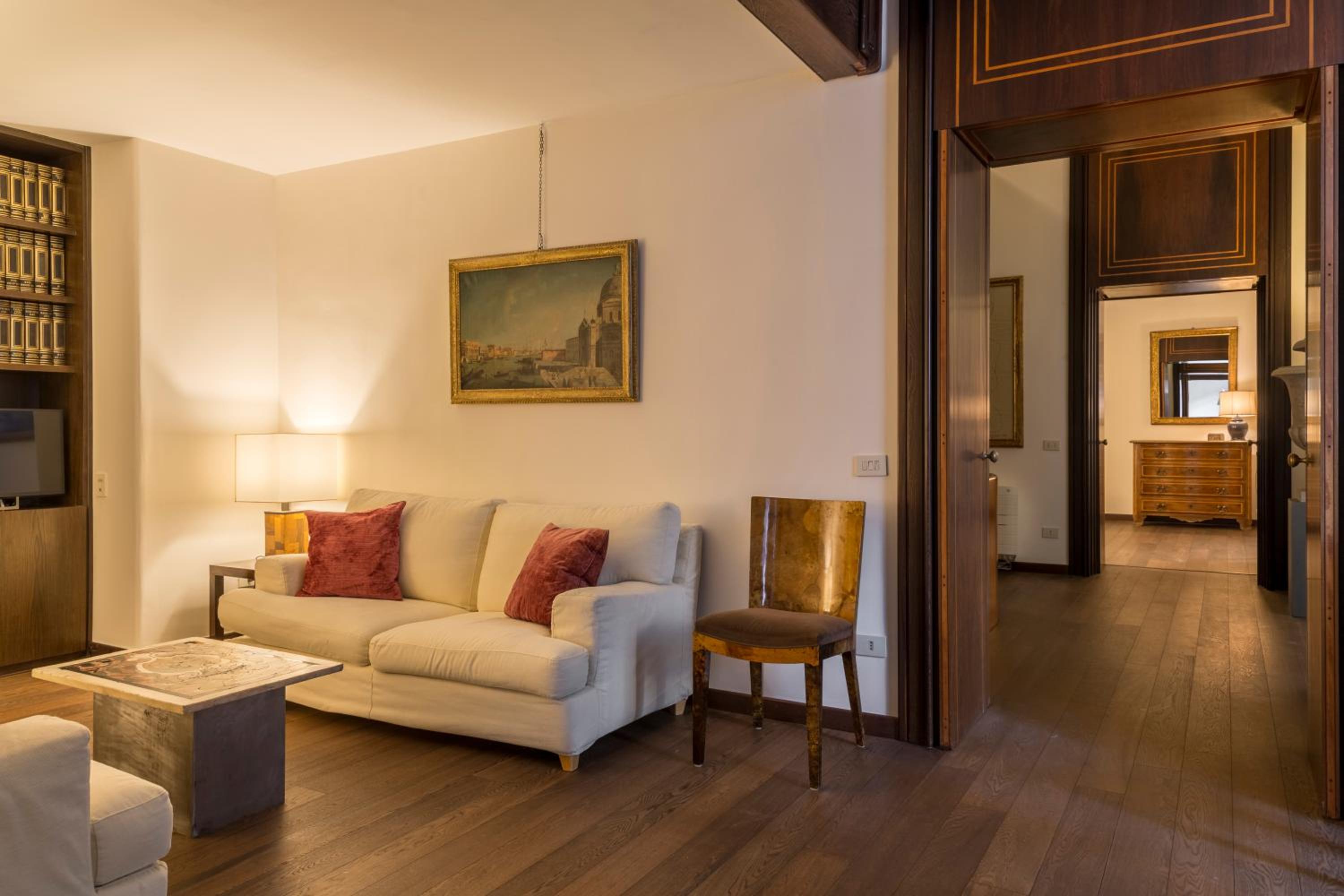 Palazzo Berardi: Renaissance Downtown Luxury Villa