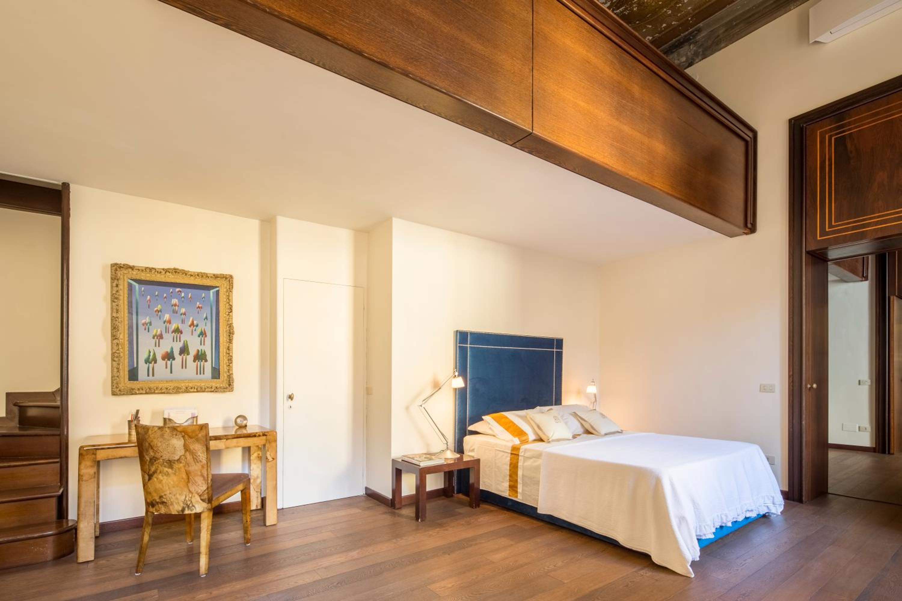 Palazzo Berardi: Renaissance Downtown Luxury Villa